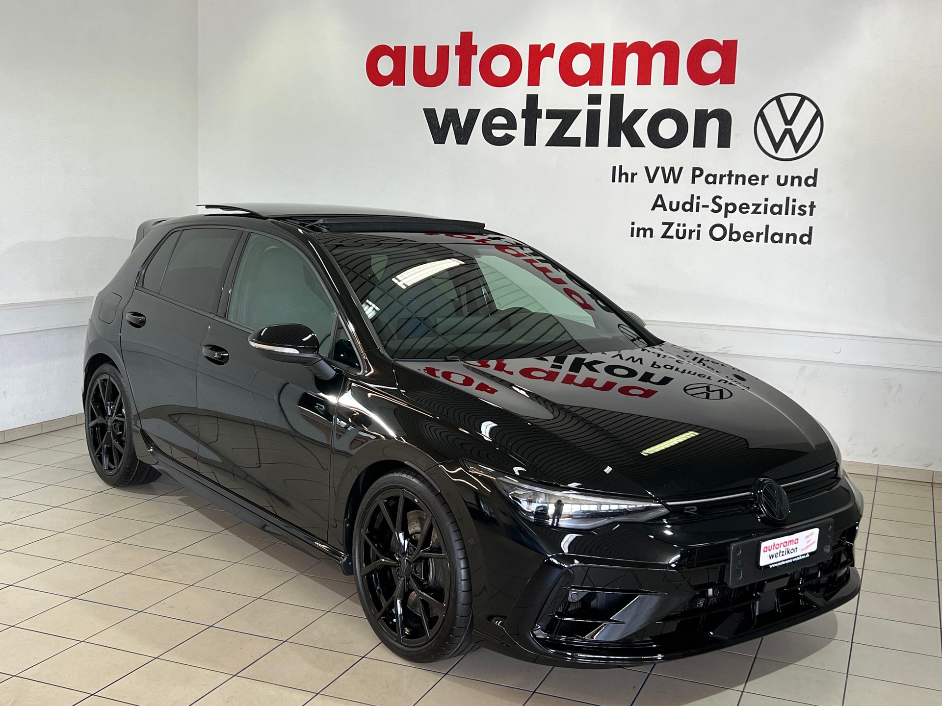 VW Golf 2.0 TSI R Black Edition DSG 4 Motion-image-0