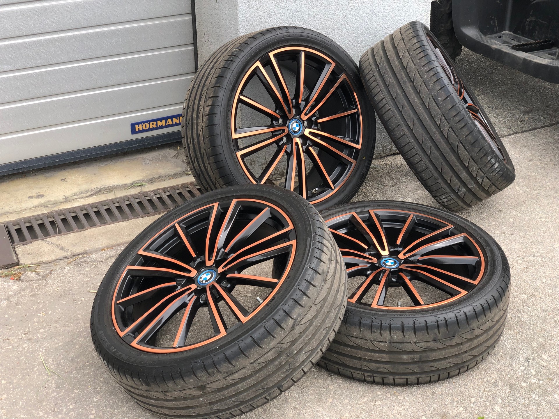 BMW i8 Ultimate Sophisto Edition 1 of 200-image-5