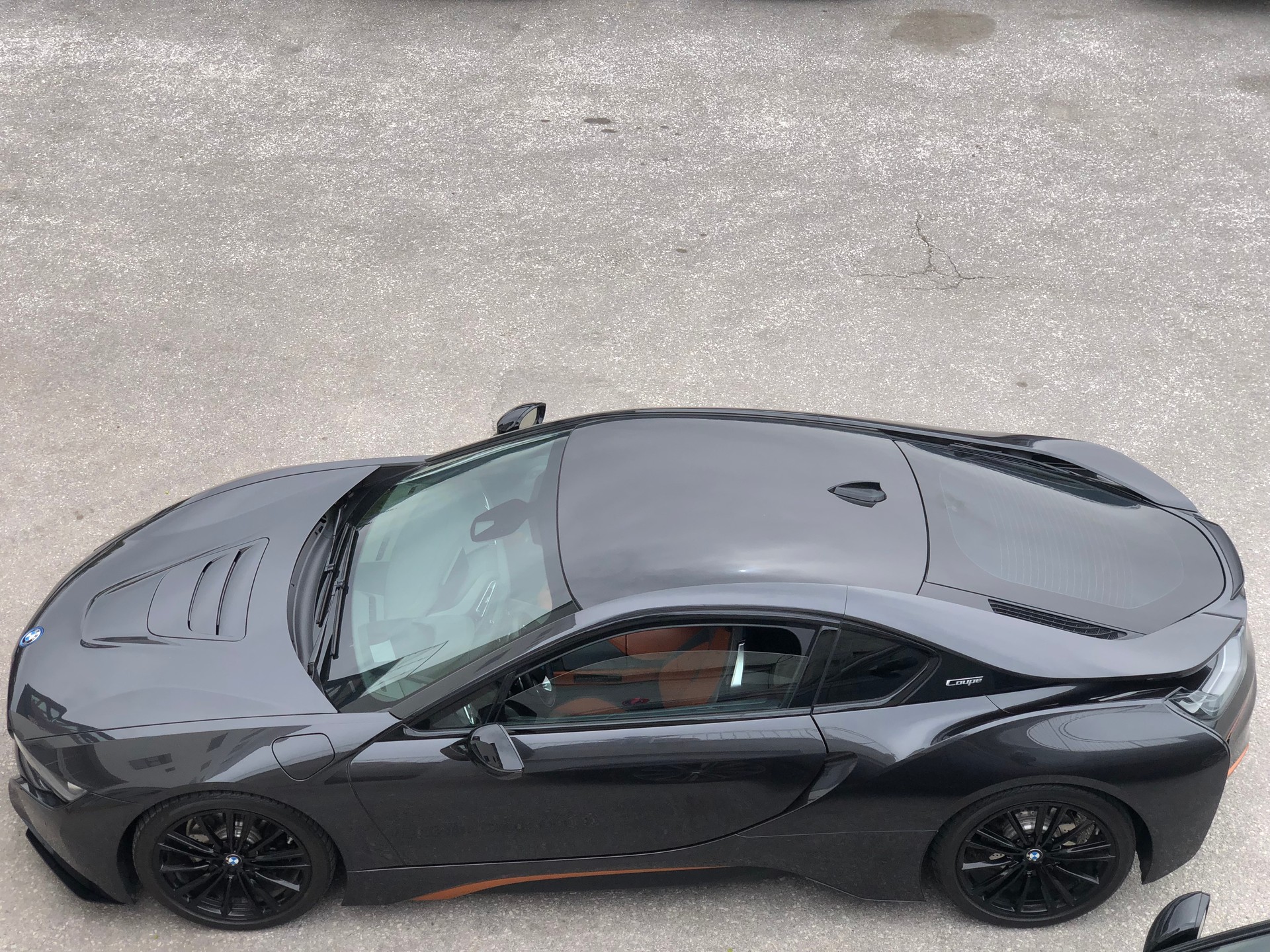BMW i8 Ultimate Sophisto Edition 1 of 200-image-4