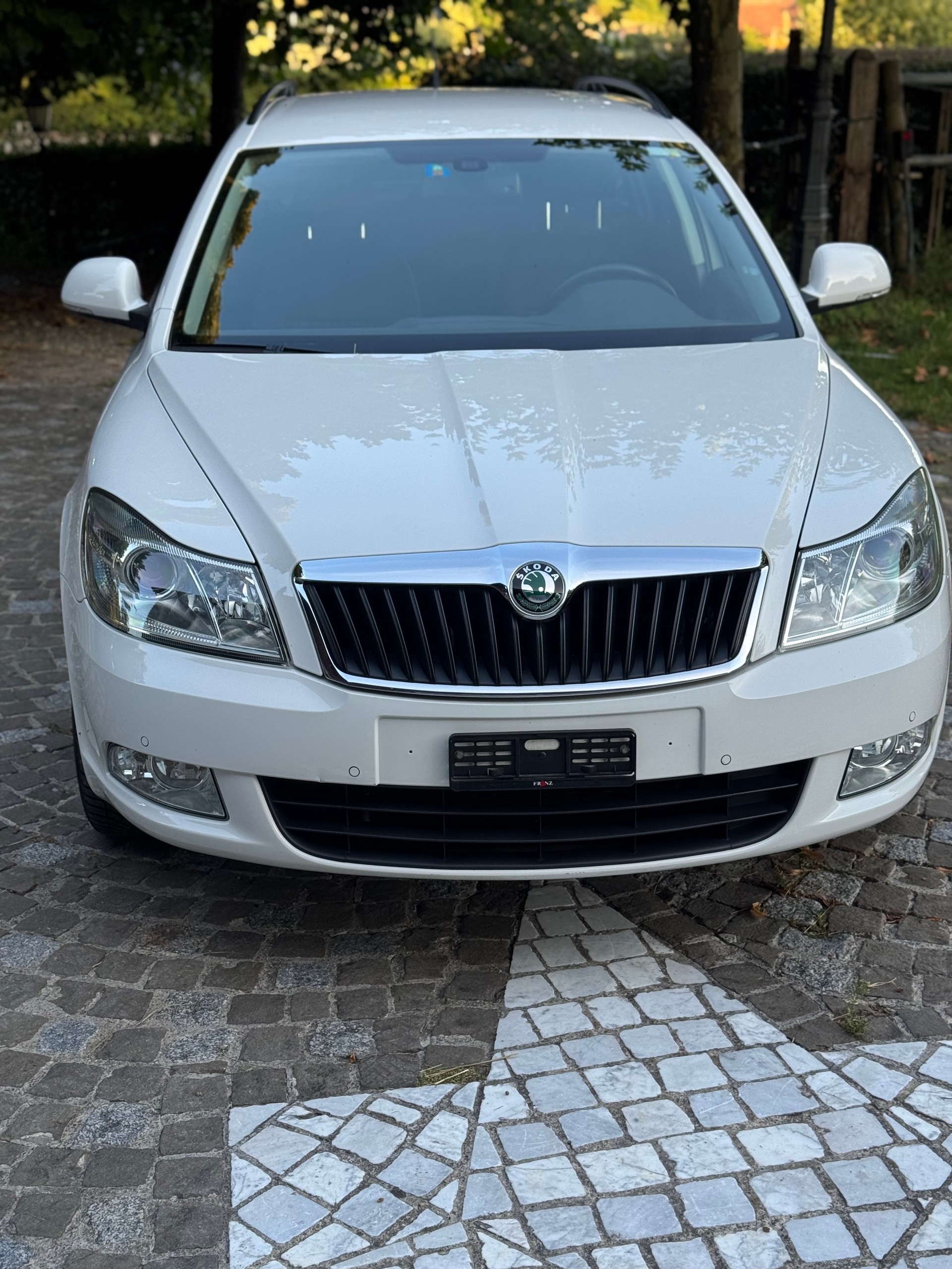 SKODA Octavia Combi 1.8 TSI Ambition 4x4-image-3