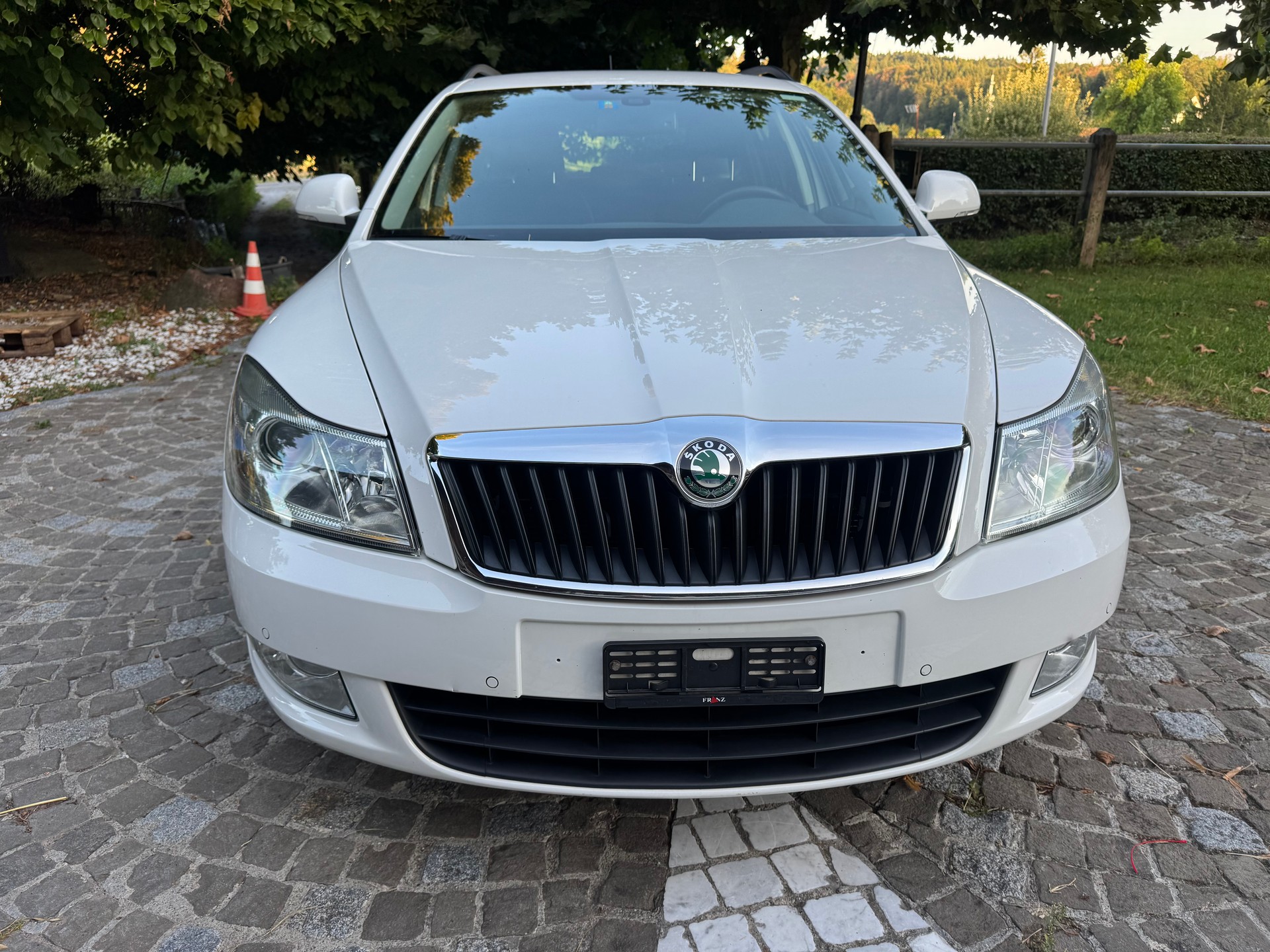 SKODA Octavia Combi 1.8 TSI Ambition 4x4-image-0