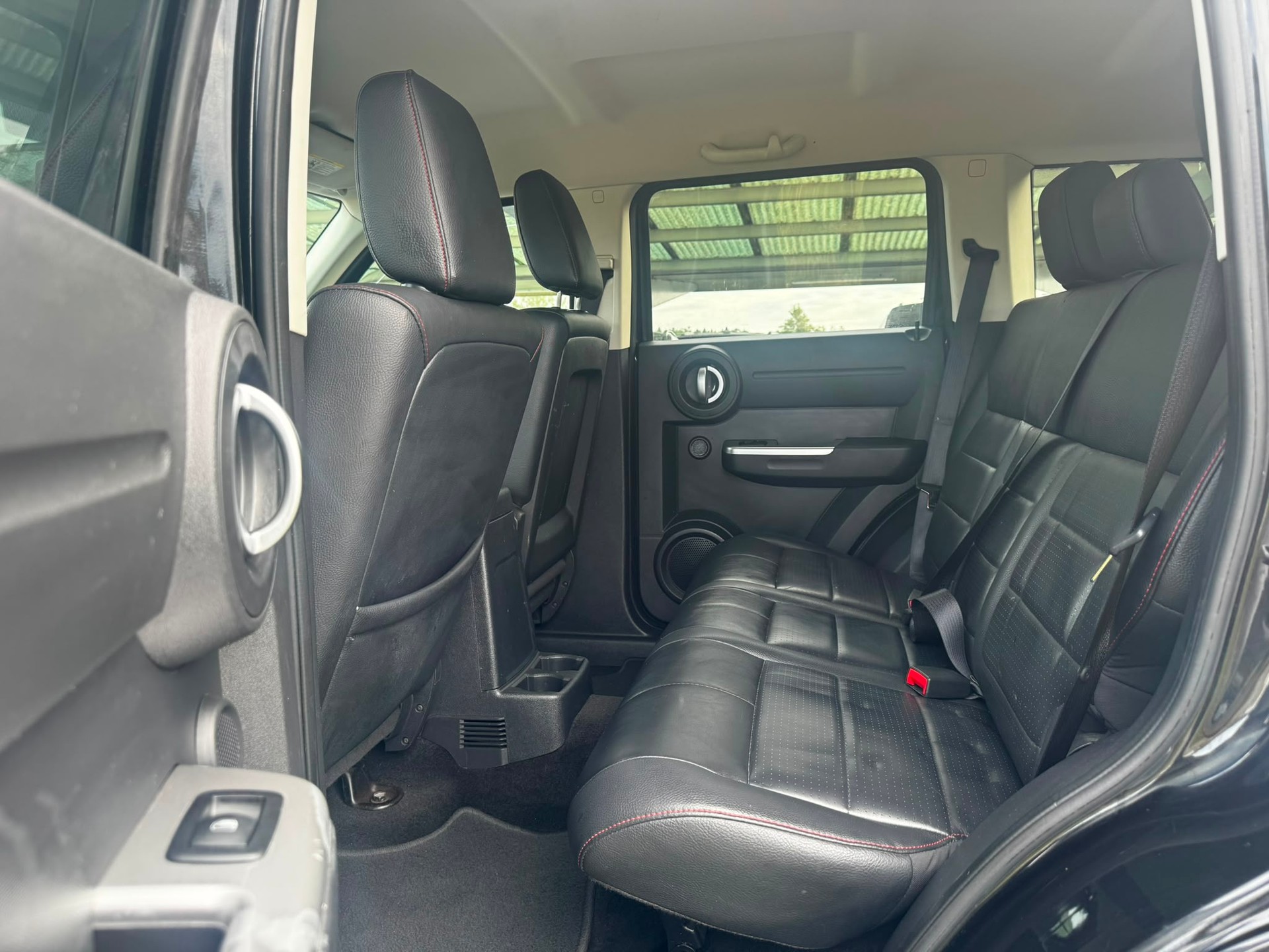 DODGE Nitro 2.8 CRD Blackline Automatic-image-10