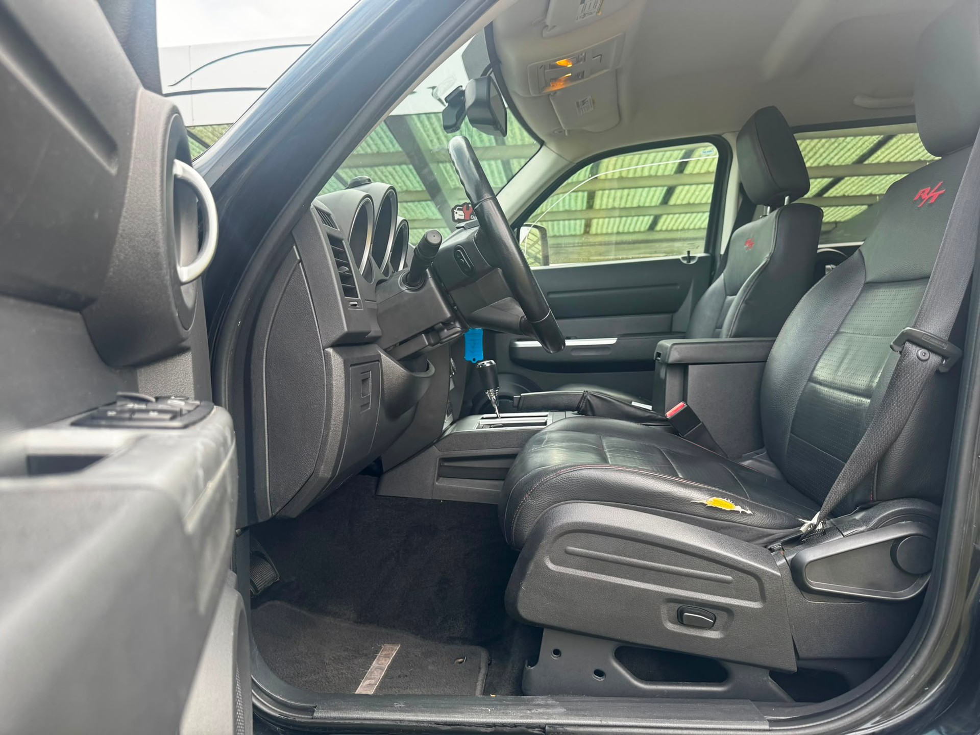 DODGE Nitro 2.8 CRD Blackline Automatic-image-8