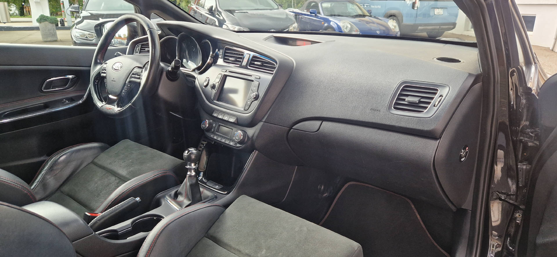 KIA Pro_Ceed 1.6 GDi Turbo GT-image-14