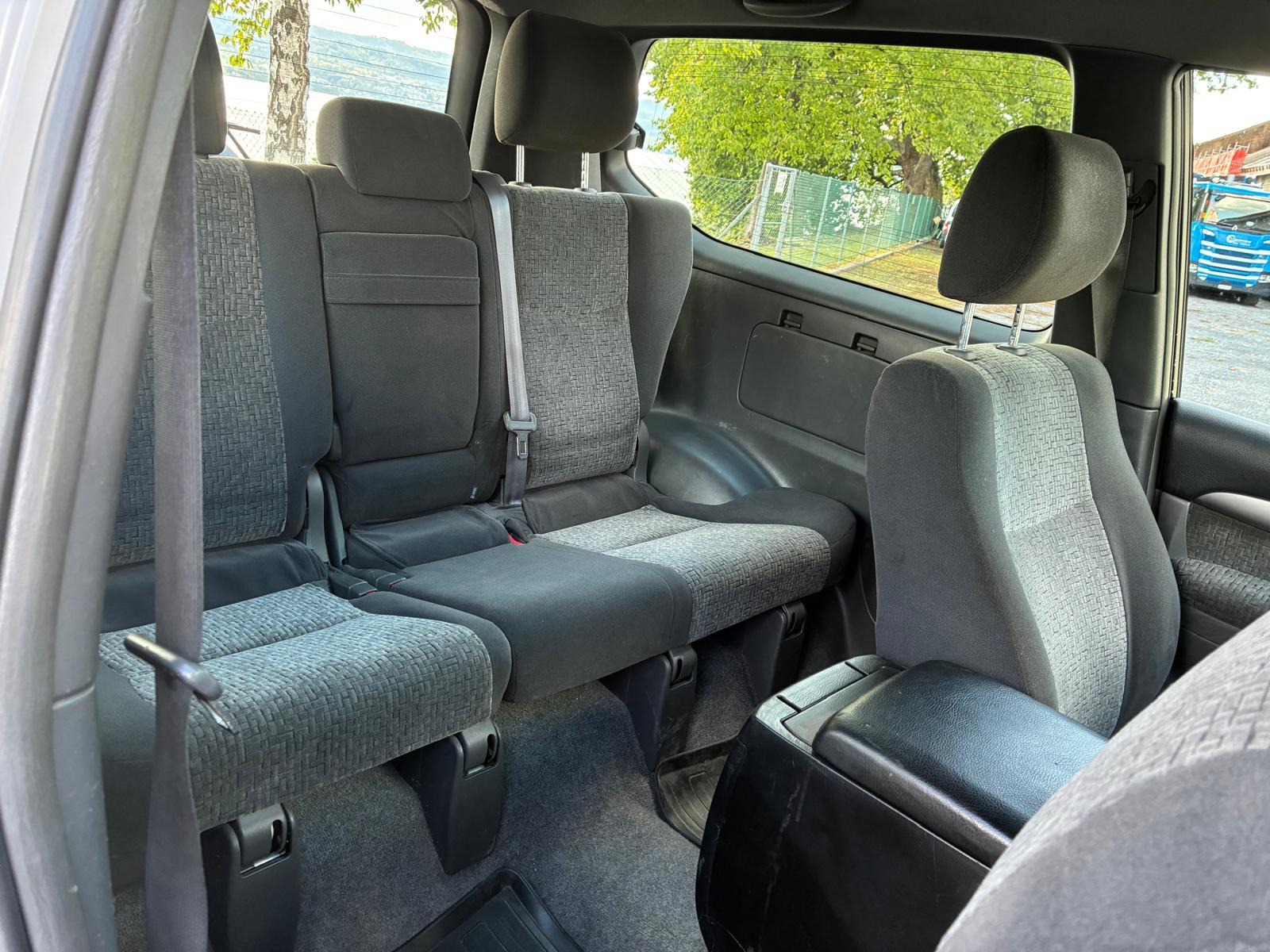 TOYOTA Land Cruiser 3.0 TD Linea Terra-image-11