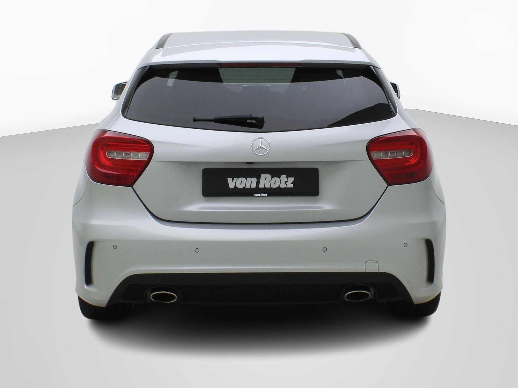 MERCEDES-BENZ A-Klasse A 220 CDI AMG Line 4matic-image-3