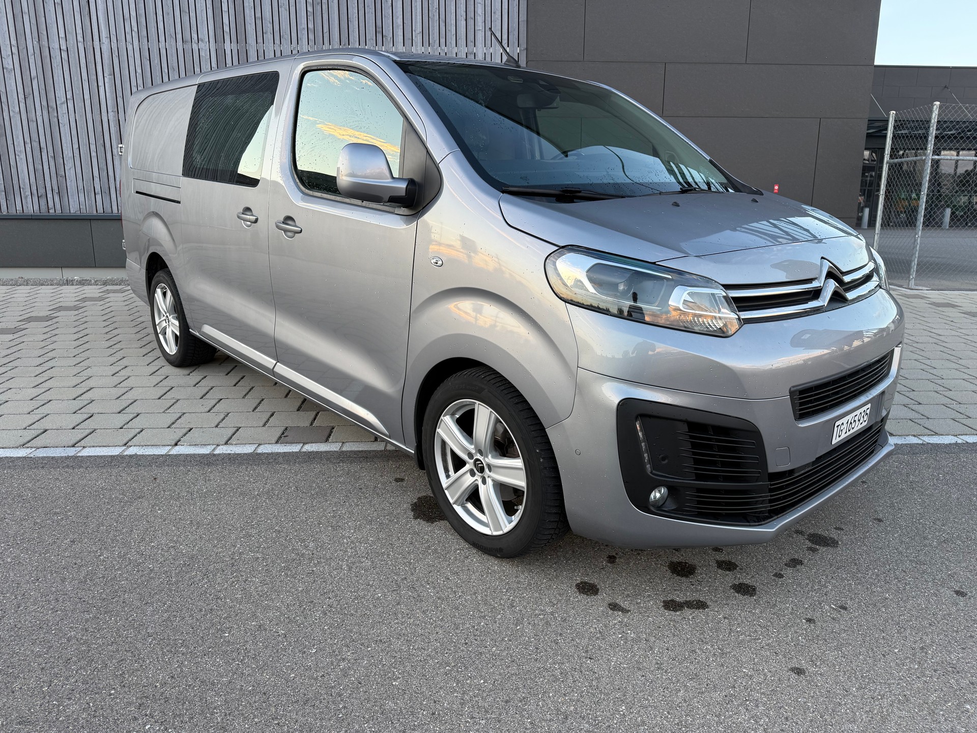 CITROEN 2.0 BlueHDi 180 Komfort S/S-image-1