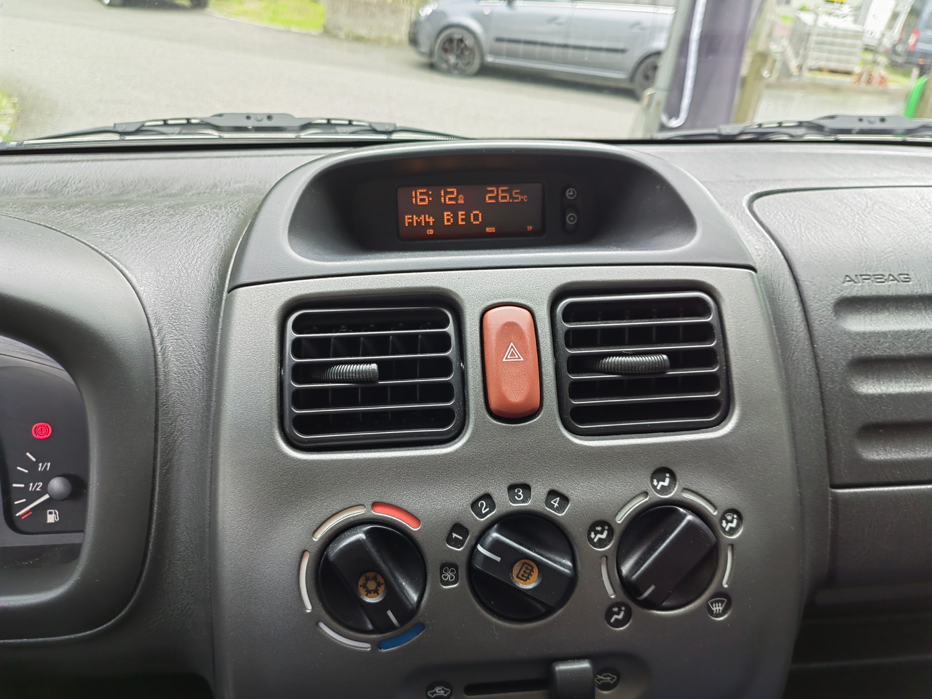 OPEL Agila 1.2 Fresca-image-6