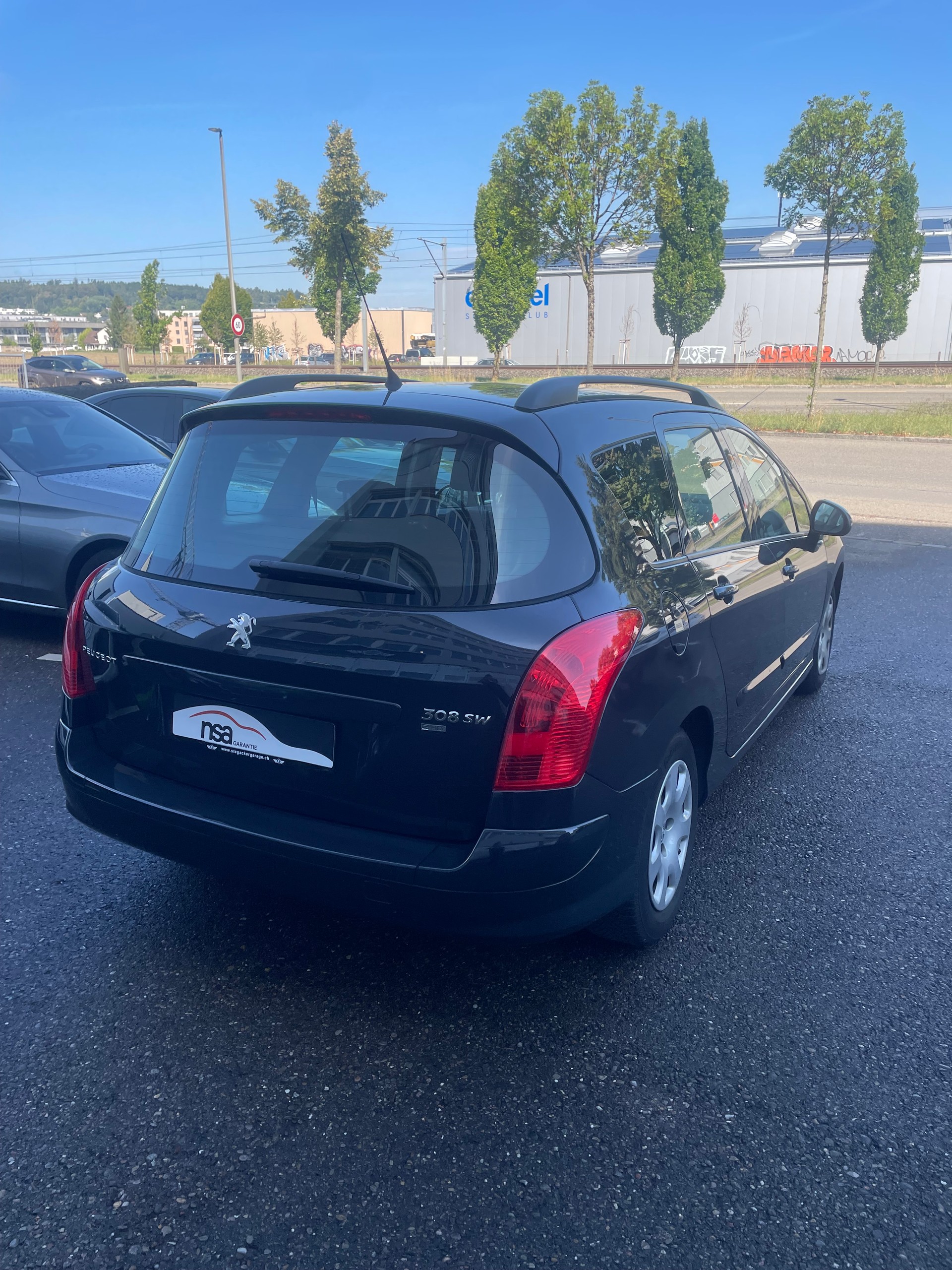 PEUGEOT 308 SW 1.6 HDI Allure EGS6-image-3