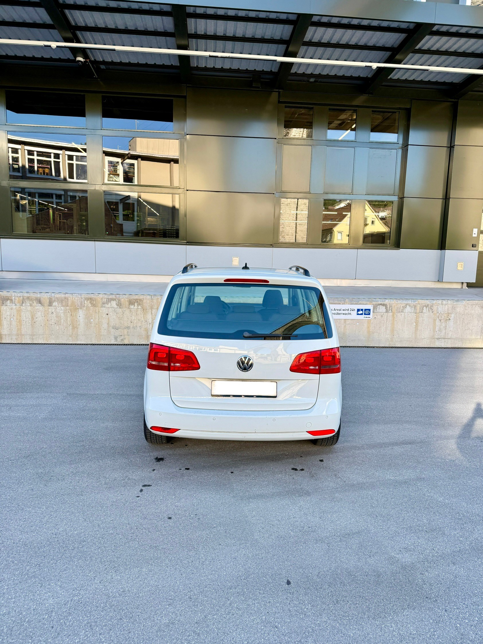 VW Touran 1.6 TDI BMT Comfortline DSG-image-5