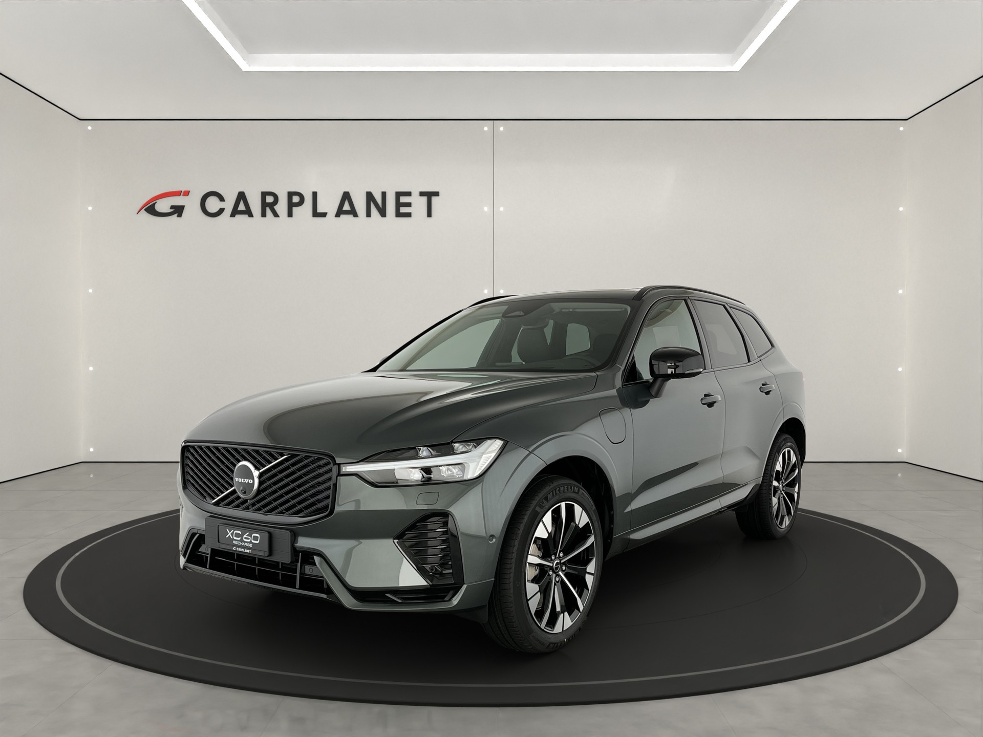 VOLVO XC60 2.0 T8 TE Ultra Dark eAWD-image-0
