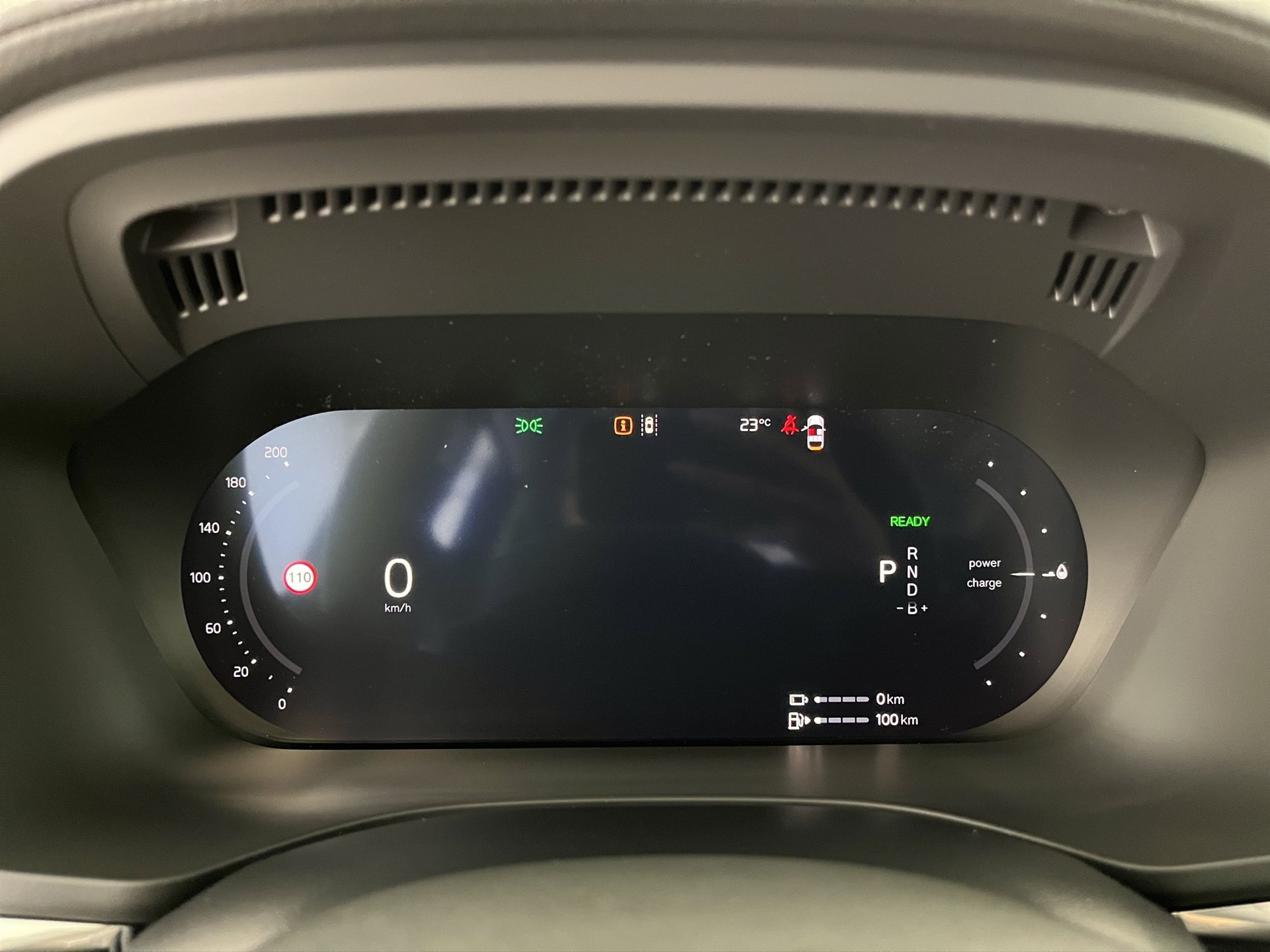 VOLVO XC60 2.0 T8 TE Ultra Dark eAWD-image-15