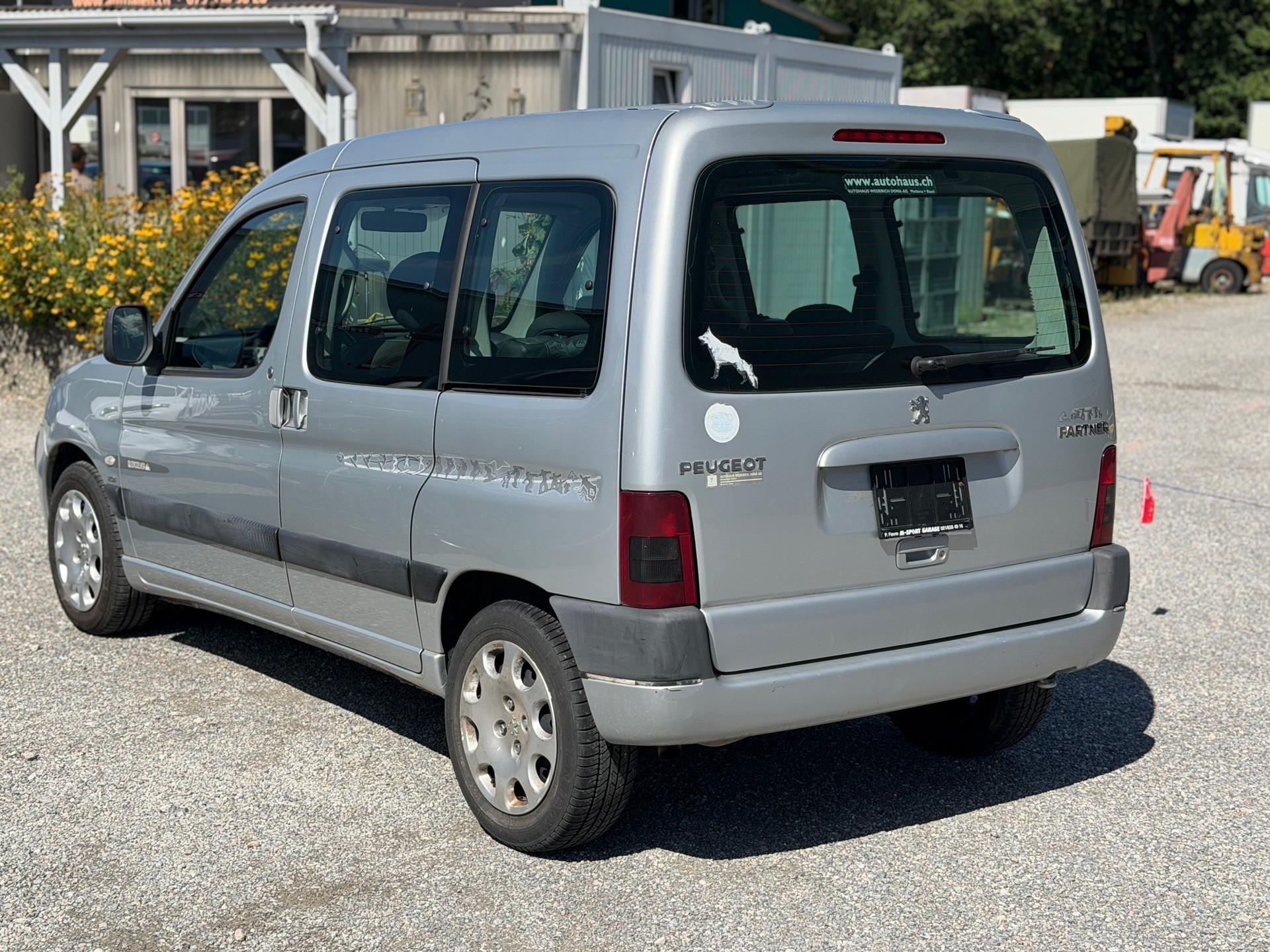 PEUGEOT Partner 2.0 HDI Quiksilver-image-5