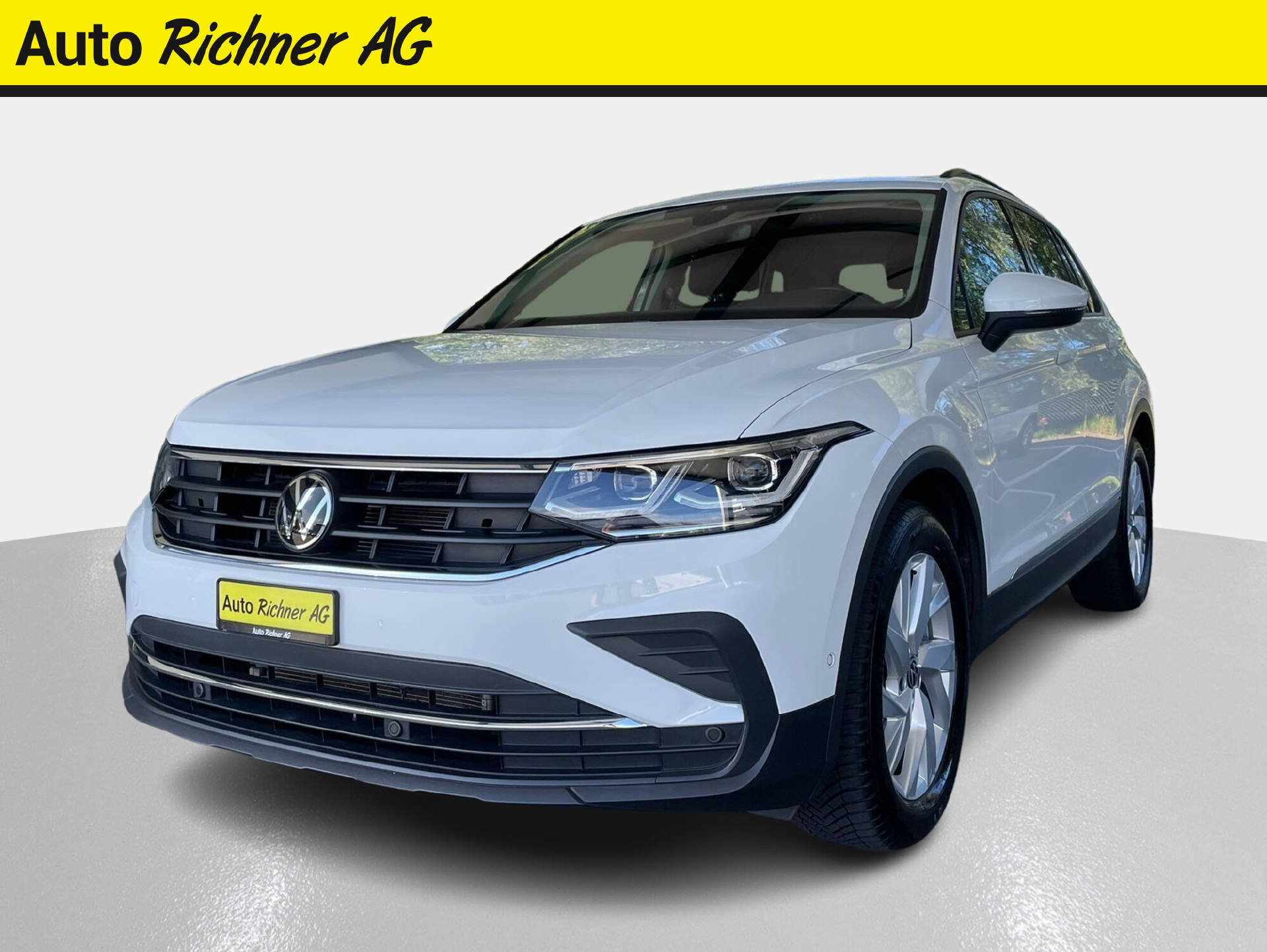 VW Tiguan 2.0 TSI Life DSG-image-1