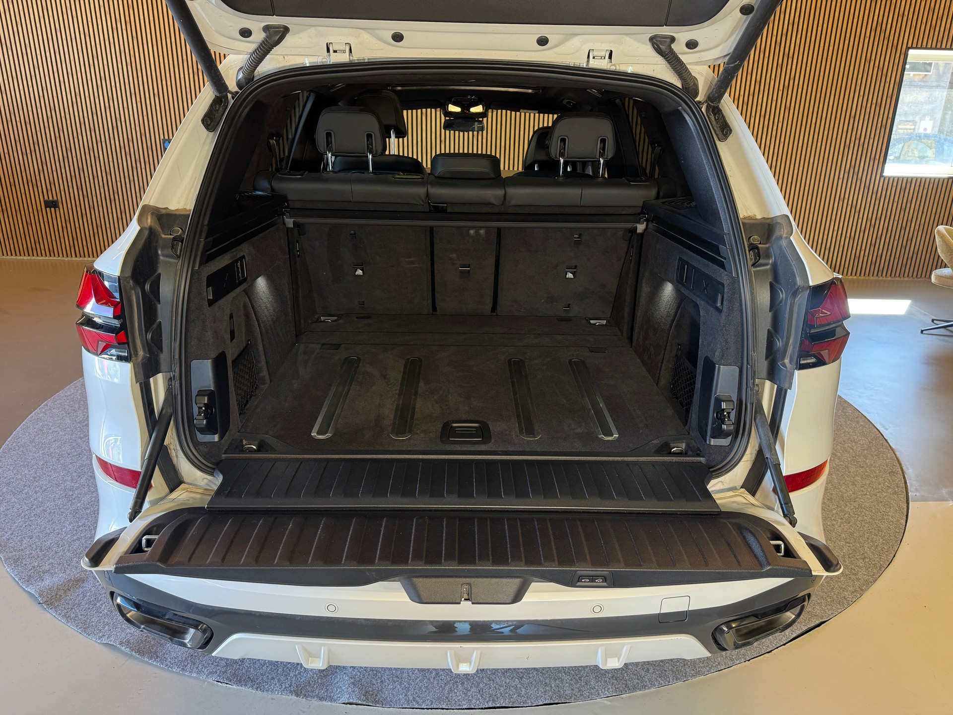 BMW X5 30d xDrive Pack M Sport Pro-image-24