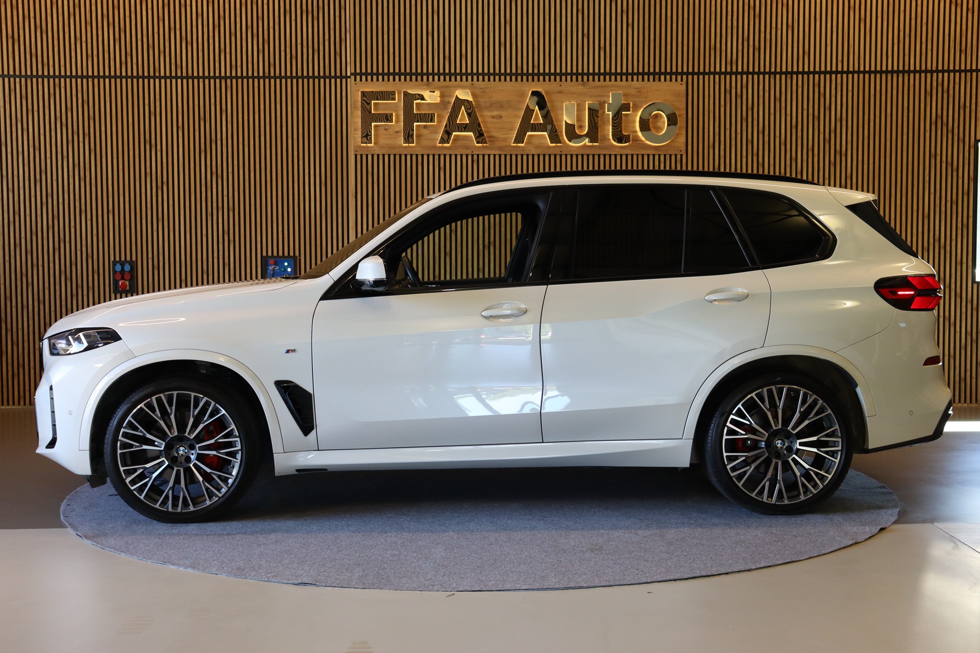 BMW X5 30d xDrive Pack M Sport Pro-image-10