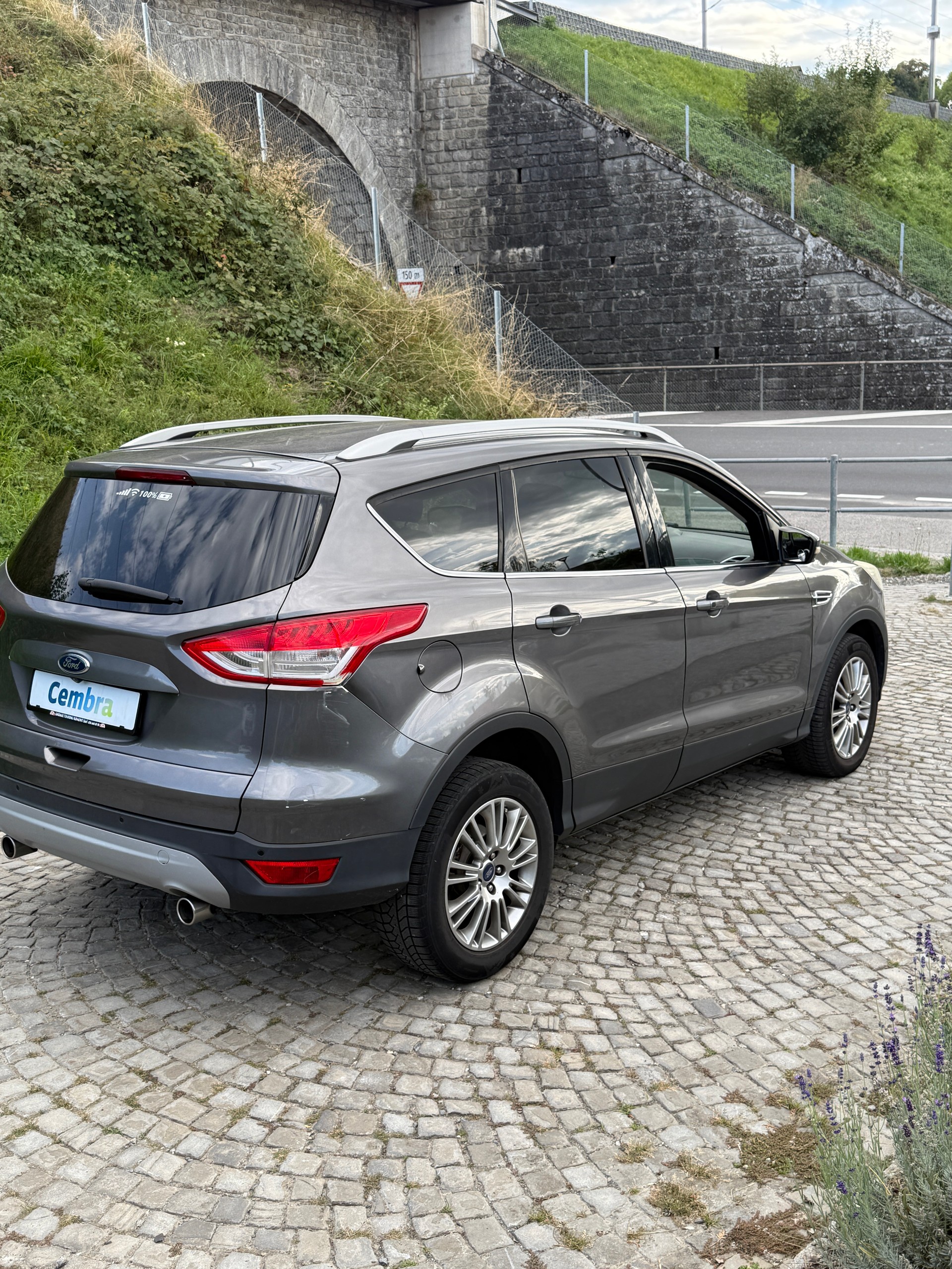 FORD Kuga 2.0 TDCi Carving 4WD PowerShift-image-3