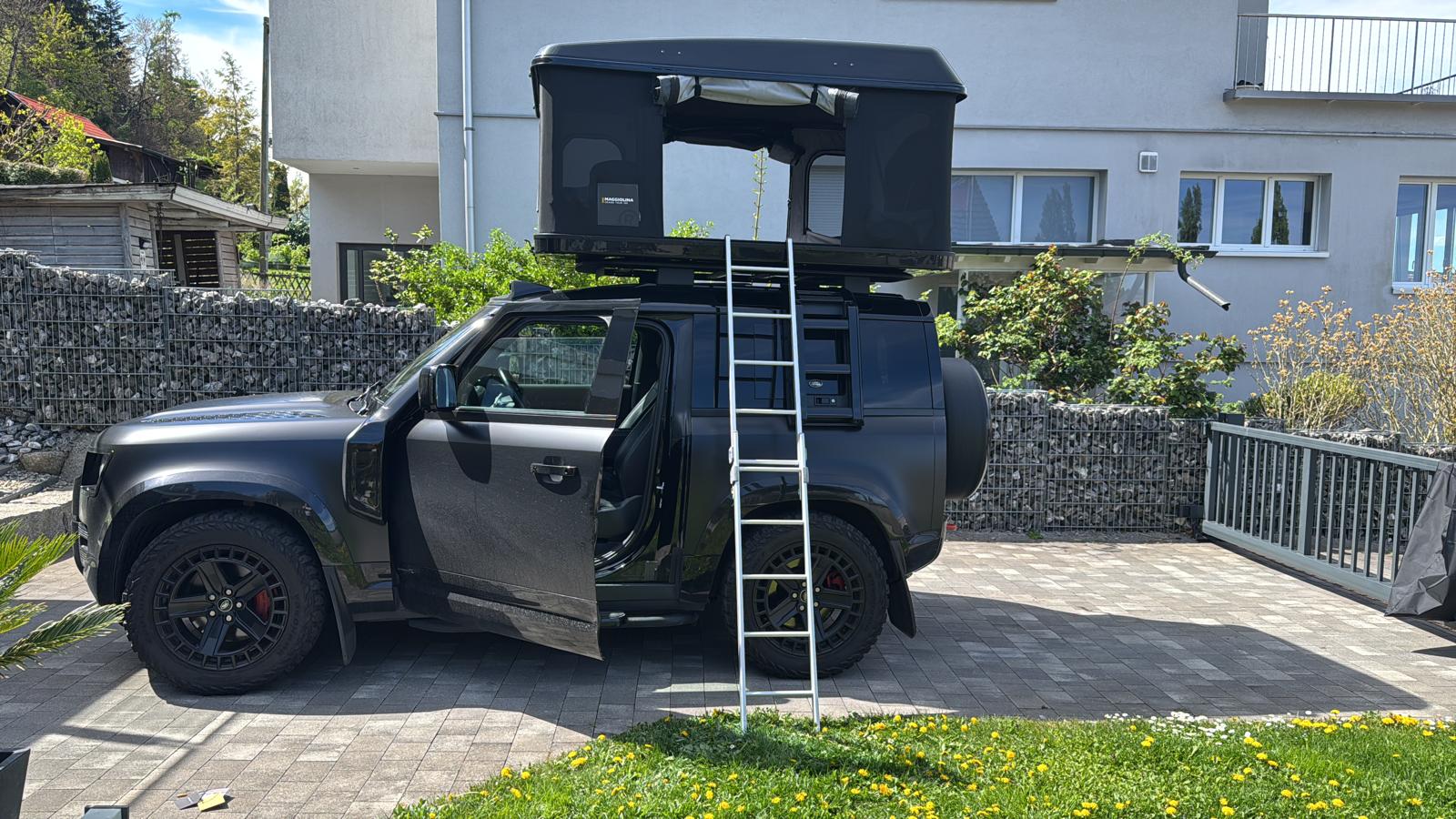 LAND ROVER 3.0 D I6 300 X-image-2