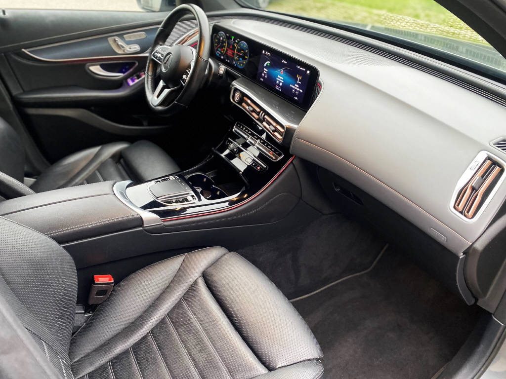 MERCEDES-BENZ EQC 400 4matic-image-8