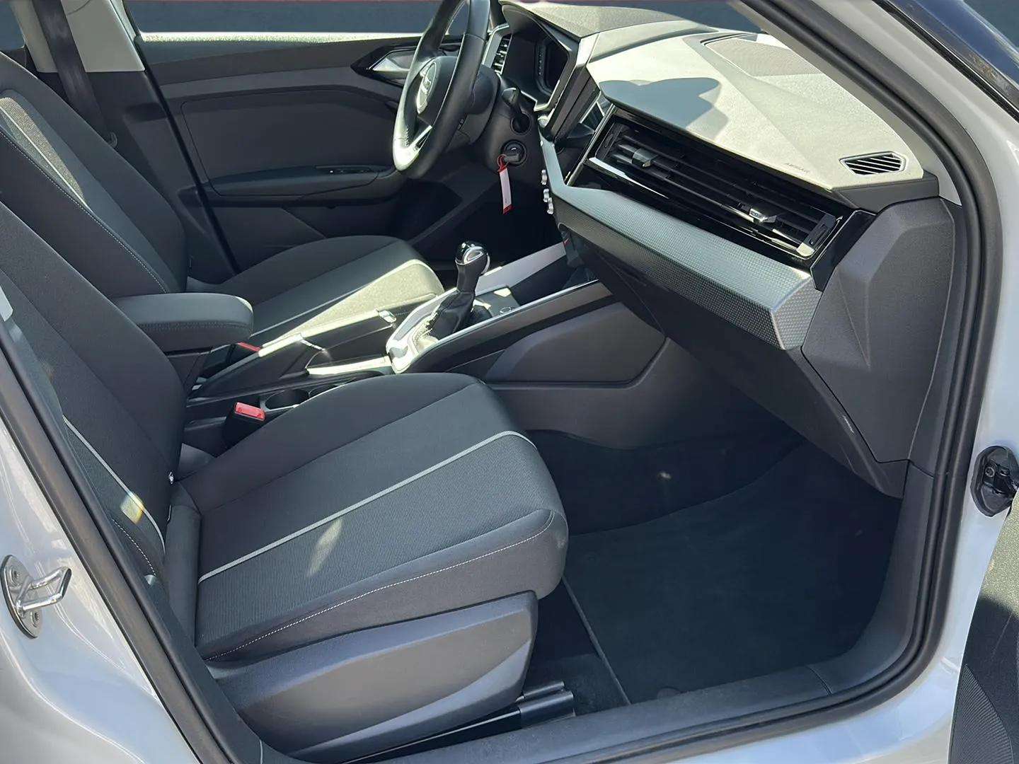 AUDI A1 Sportback 30 TFSI S-tronic mit 5J Werksgarantie oder bis 100000km-image-11