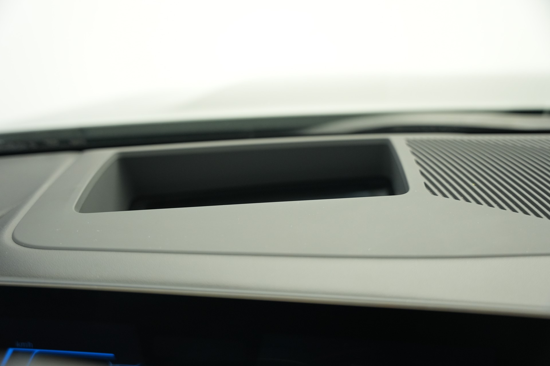 BMW M5 xDrive Touring *Brewster Green* *Keramik* *Pano* *Iconic Glow*-image-27