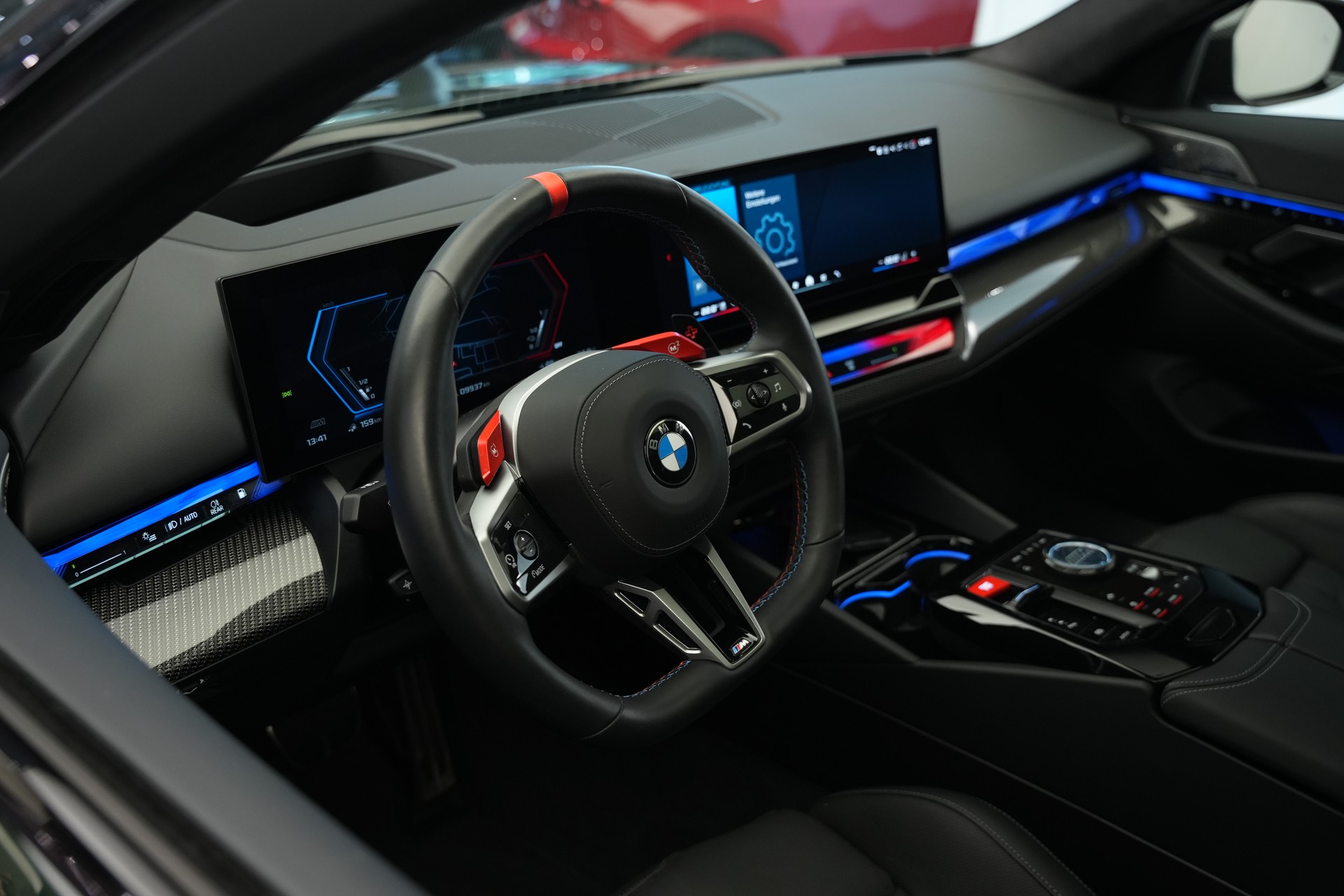 BMW M5 xDrive Touring *Brewster Green* *Keramik* *Pano* *Iconic Glow*-image-51