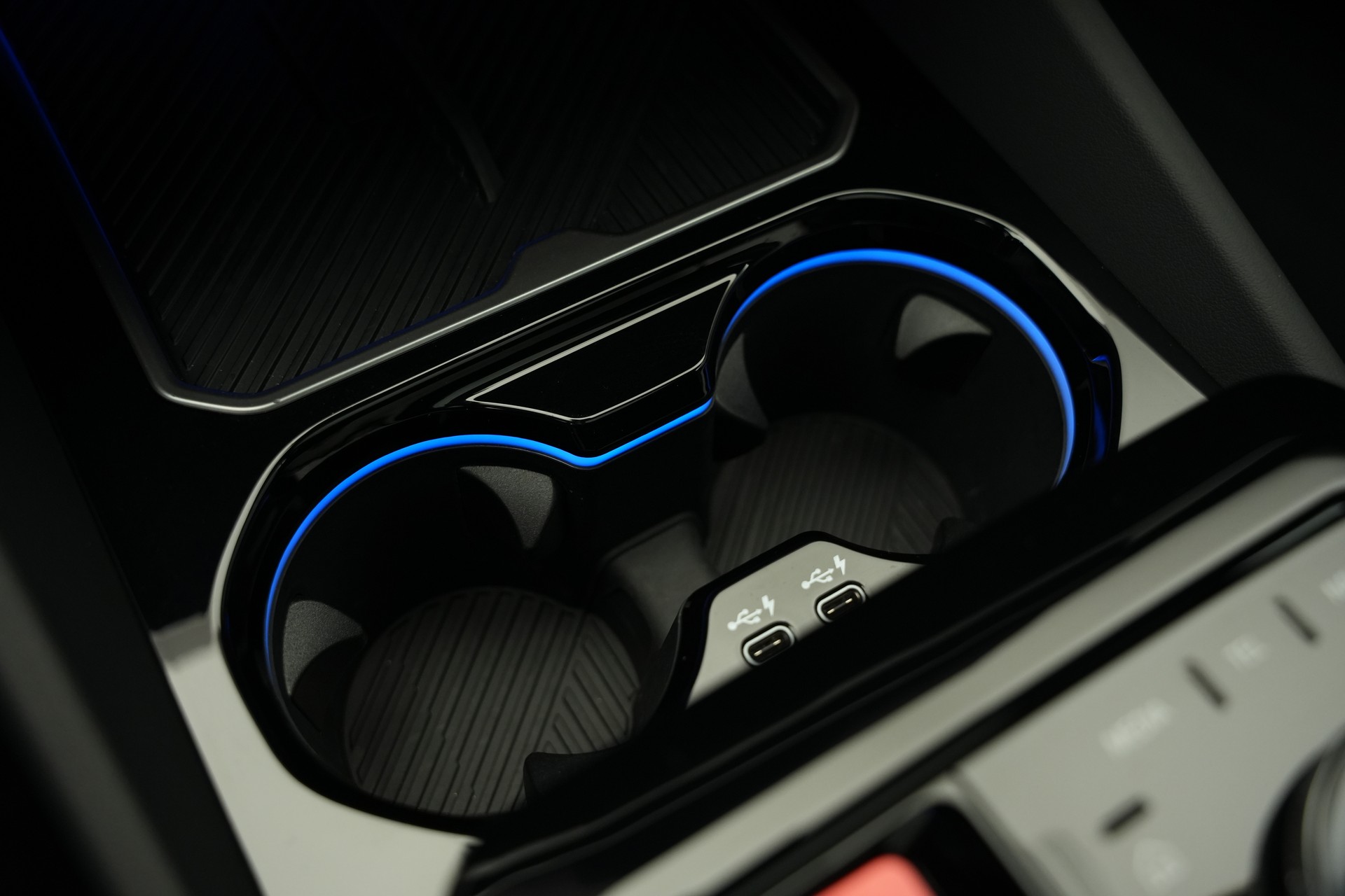 BMW M5 xDrive Touring *Brewster Green* *Keramik* *Pano* *Iconic Glow*-image-46