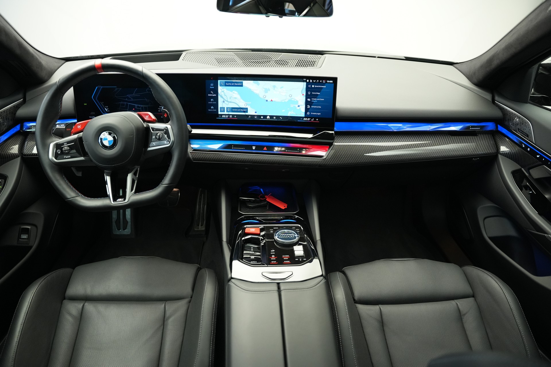 BMW M5 xDrive Touring *Brewster Green* *Keramik* *Pano* *Iconic Glow*-image-9