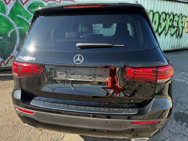MERCEDES-BENZ GLB 200 Progressive 7G-Tronic-image-4