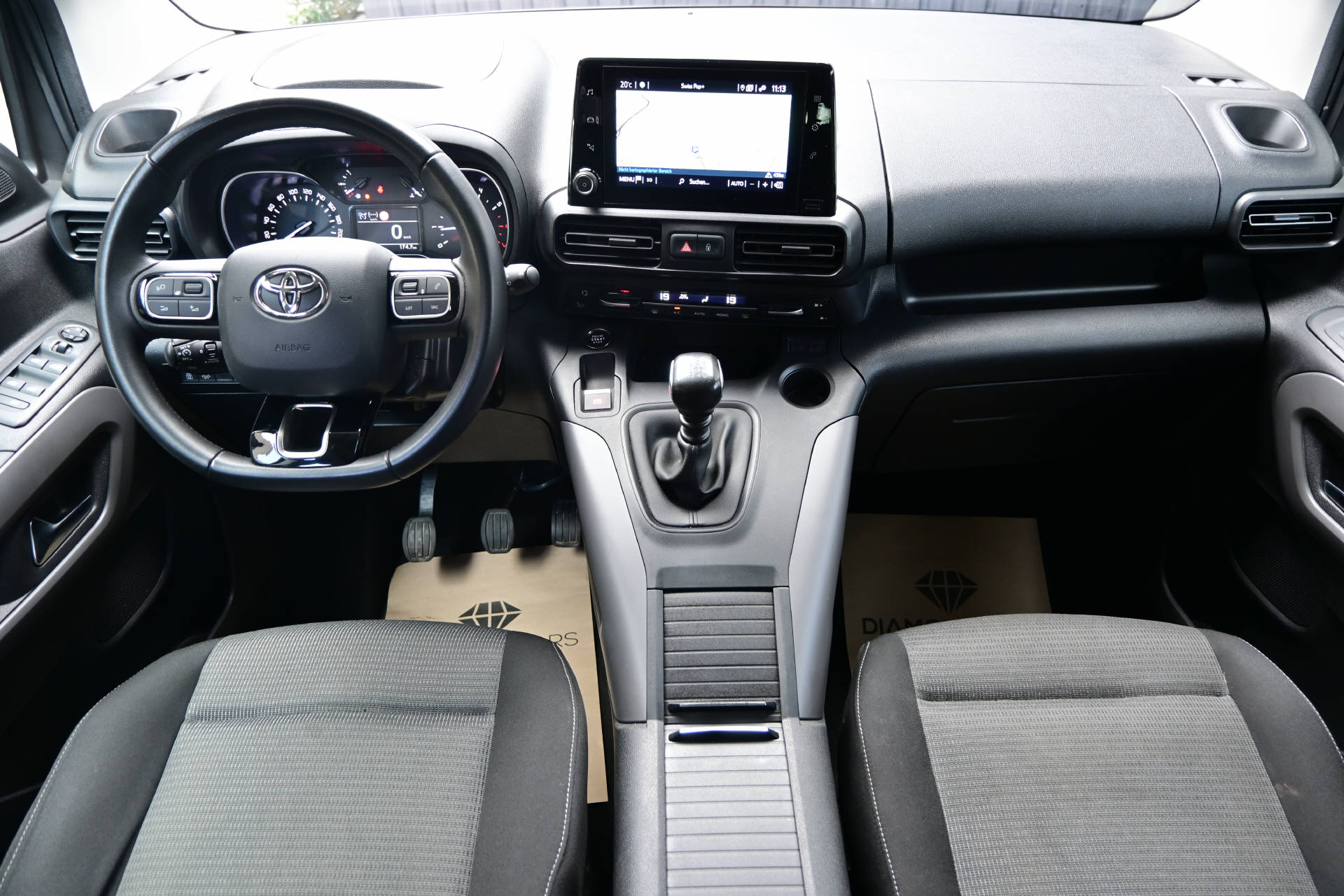 TOYOTA Proace City Verso L1 1.5 HDi Trend *Werksgarantie bis 08/30*-image-16