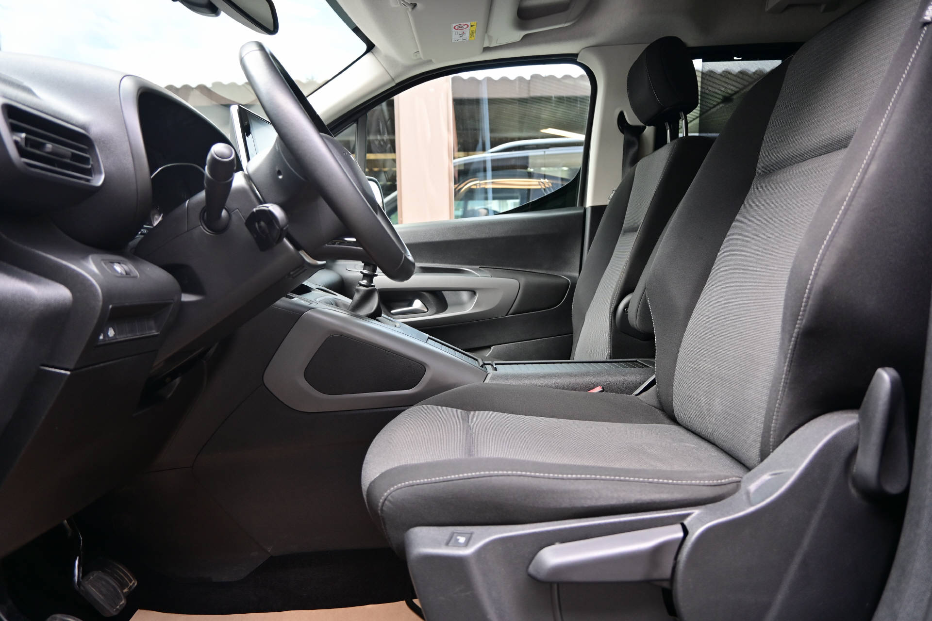 TOYOTA Proace City Verso L1 1.5 HDi Trend *Werksgarantie bis 08/30*-image-10