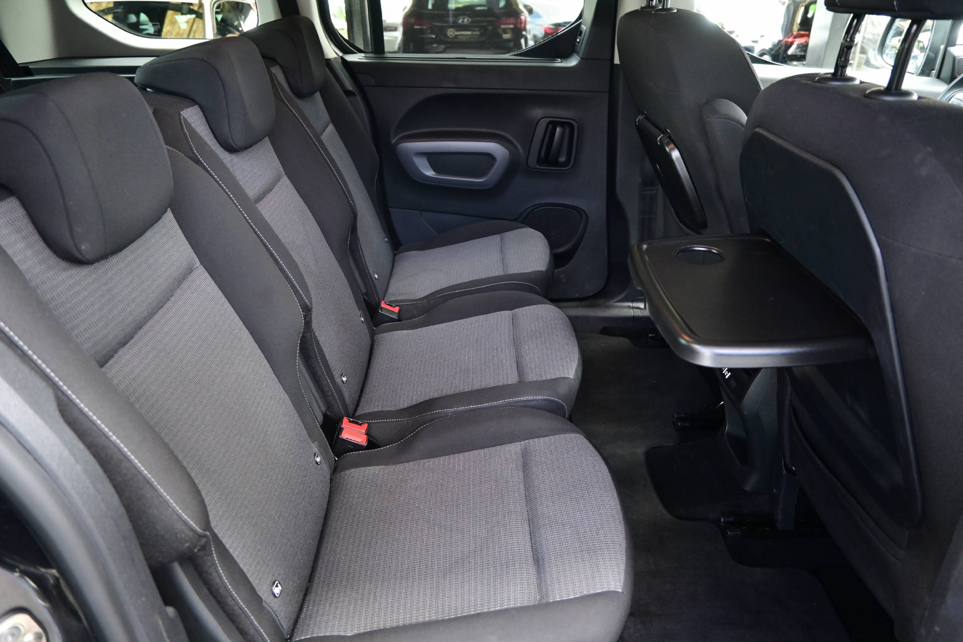TOYOTA Proace City Verso L1 1.5 HDi Trend *Werksgarantie bis 08/30*-image-22
