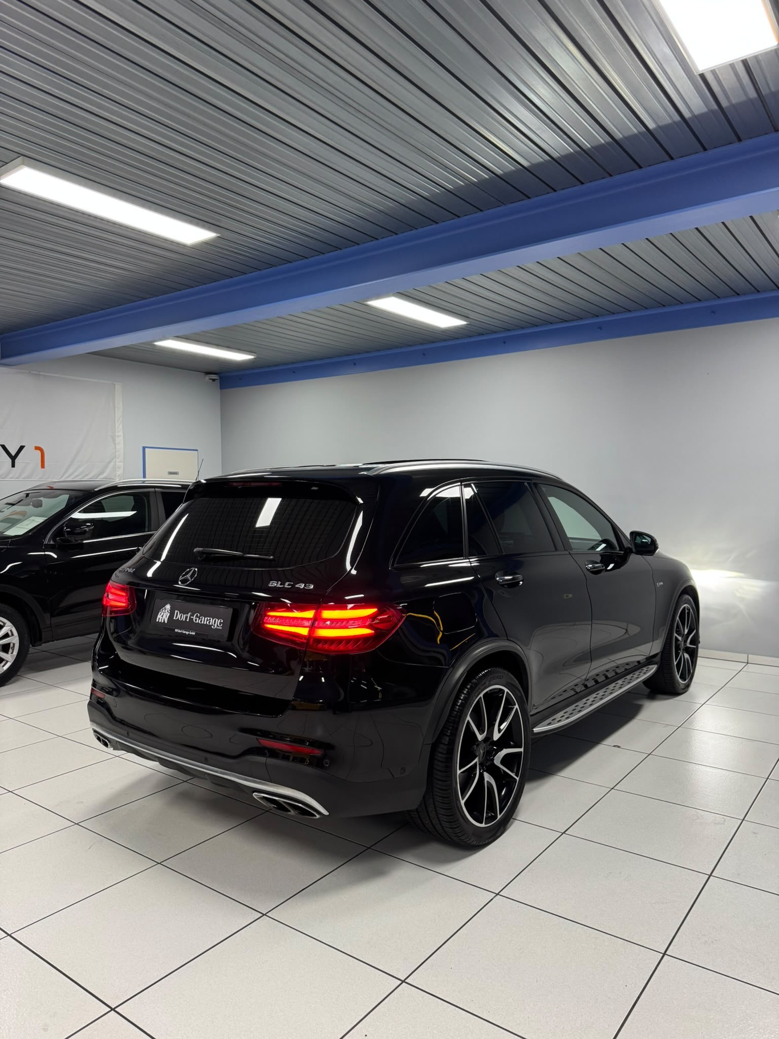 MERCEDES-BENZ GLC 43 AMG 4Matic 9G-Tronic-image-6