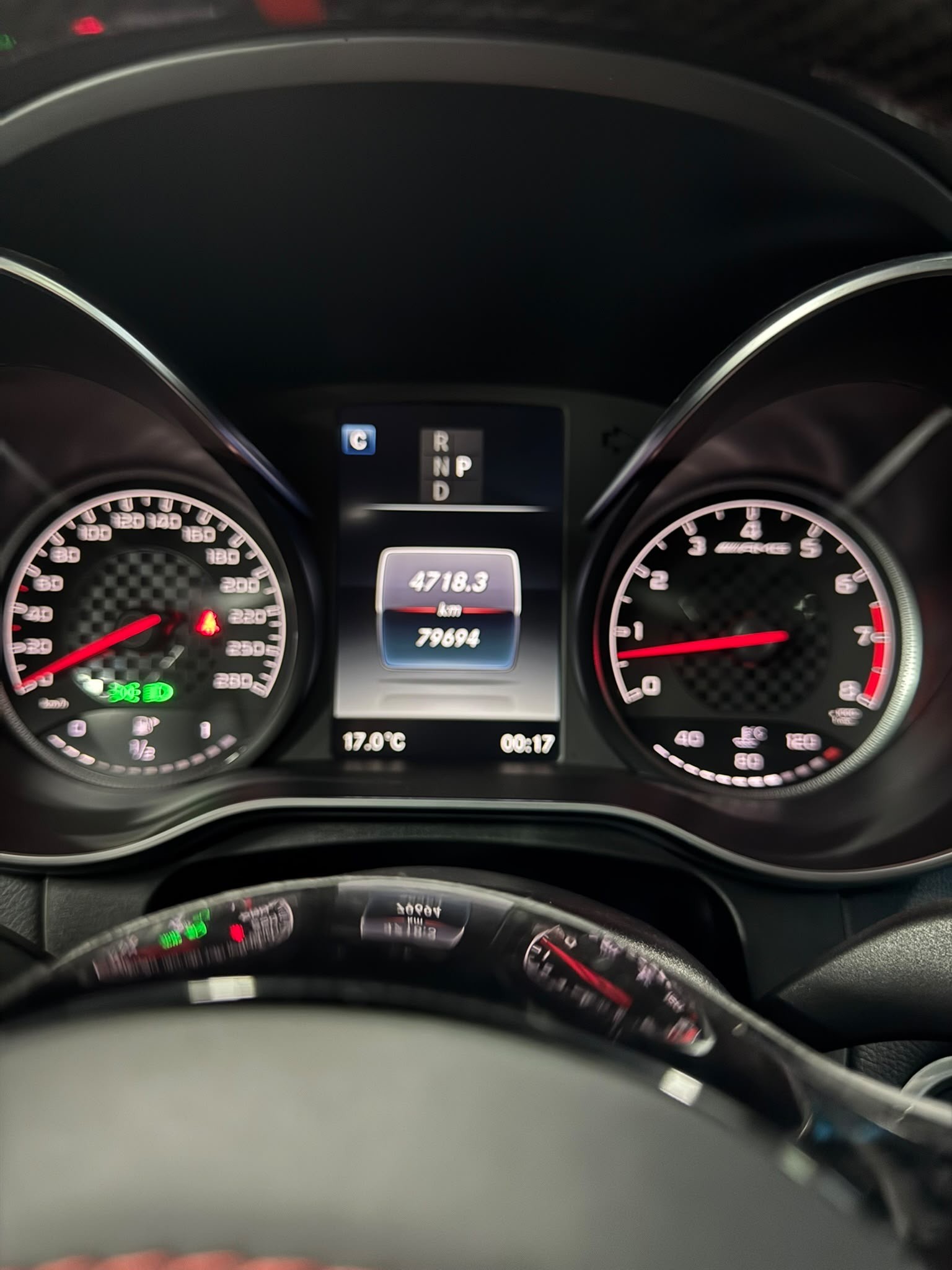 MERCEDES-BENZ GLC 43 AMG 4Matic 9G-Tronic-image-14