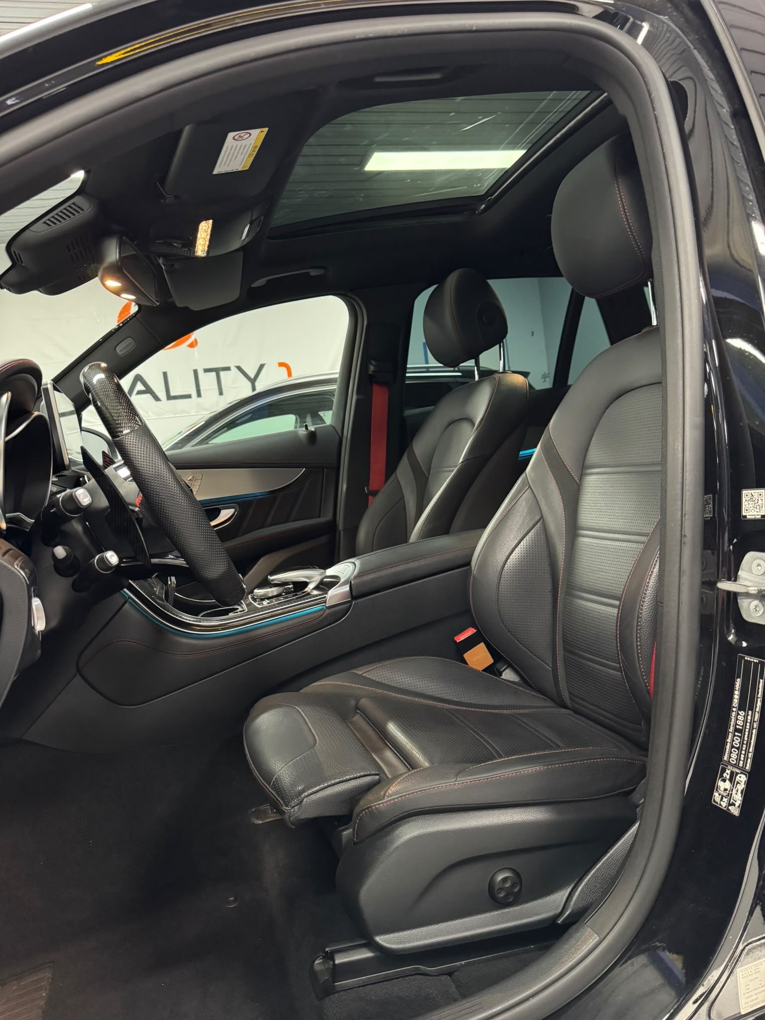 MERCEDES-BENZ GLC 43 AMG 4Matic 9G-Tronic-image-10