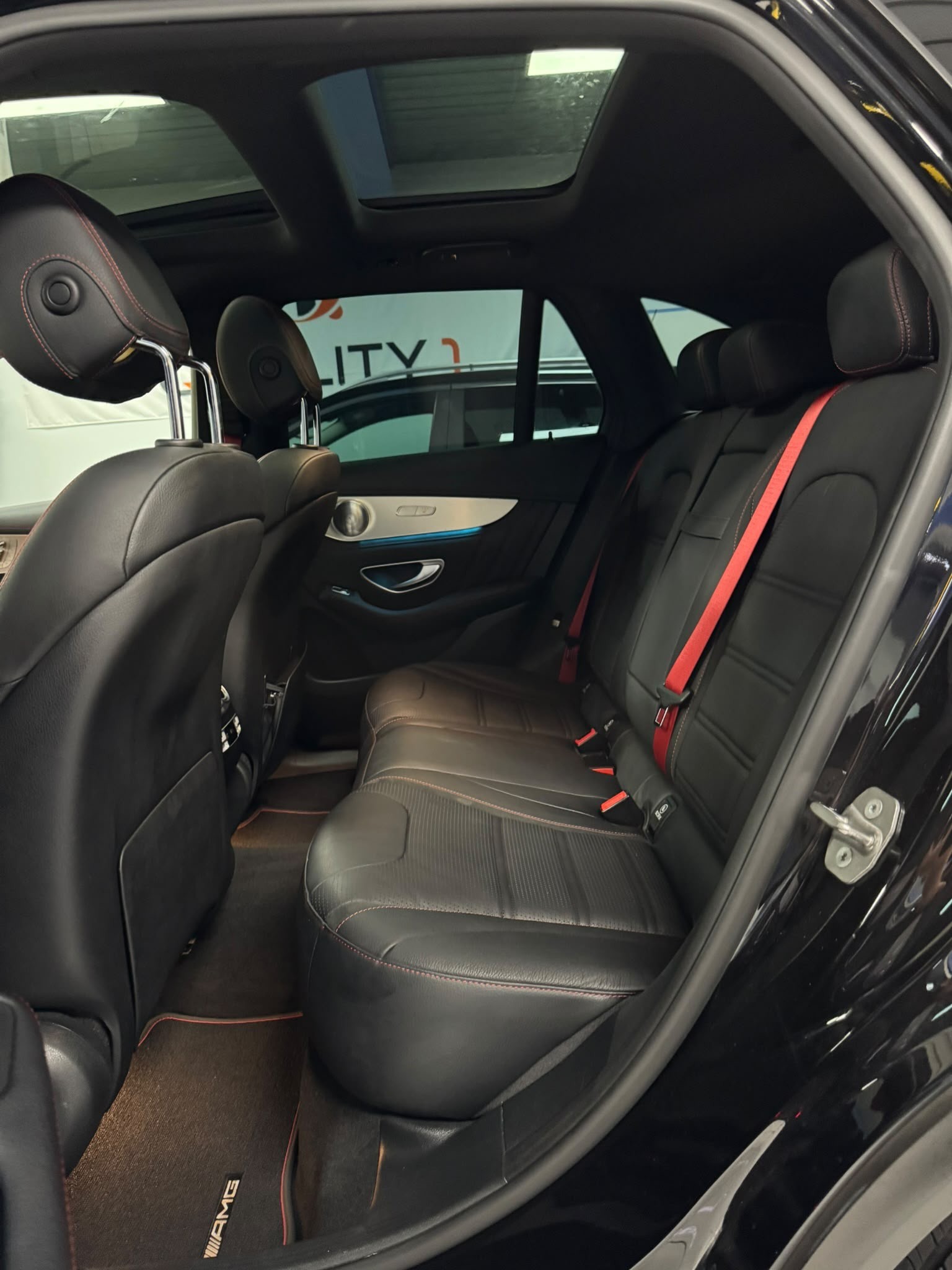 MERCEDES-BENZ GLC 43 AMG 4Matic 9G-Tronic-image-12