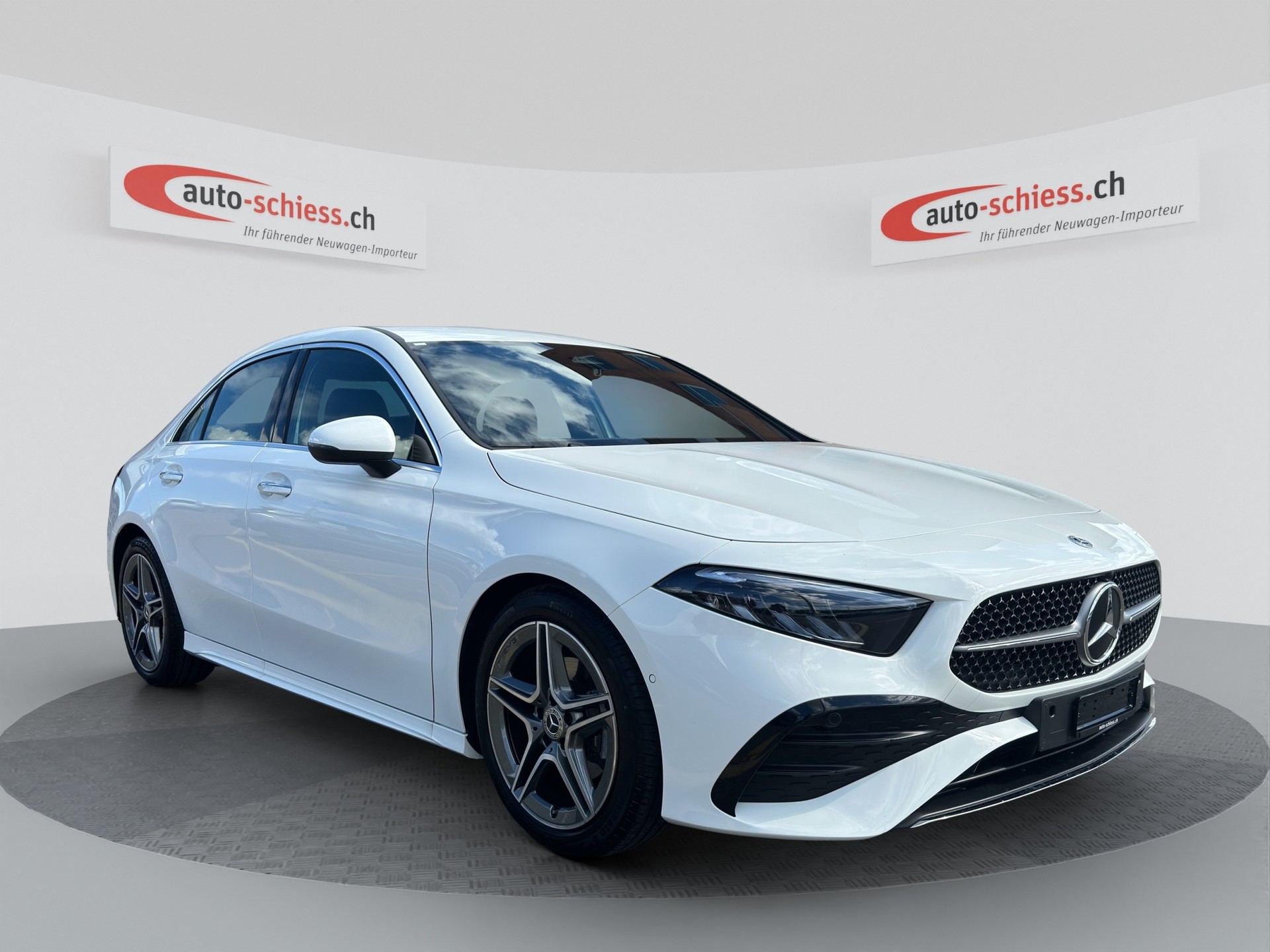 MERCEDES-BENZ A 180 AMG Line Limousine 7G-DCT-image-0