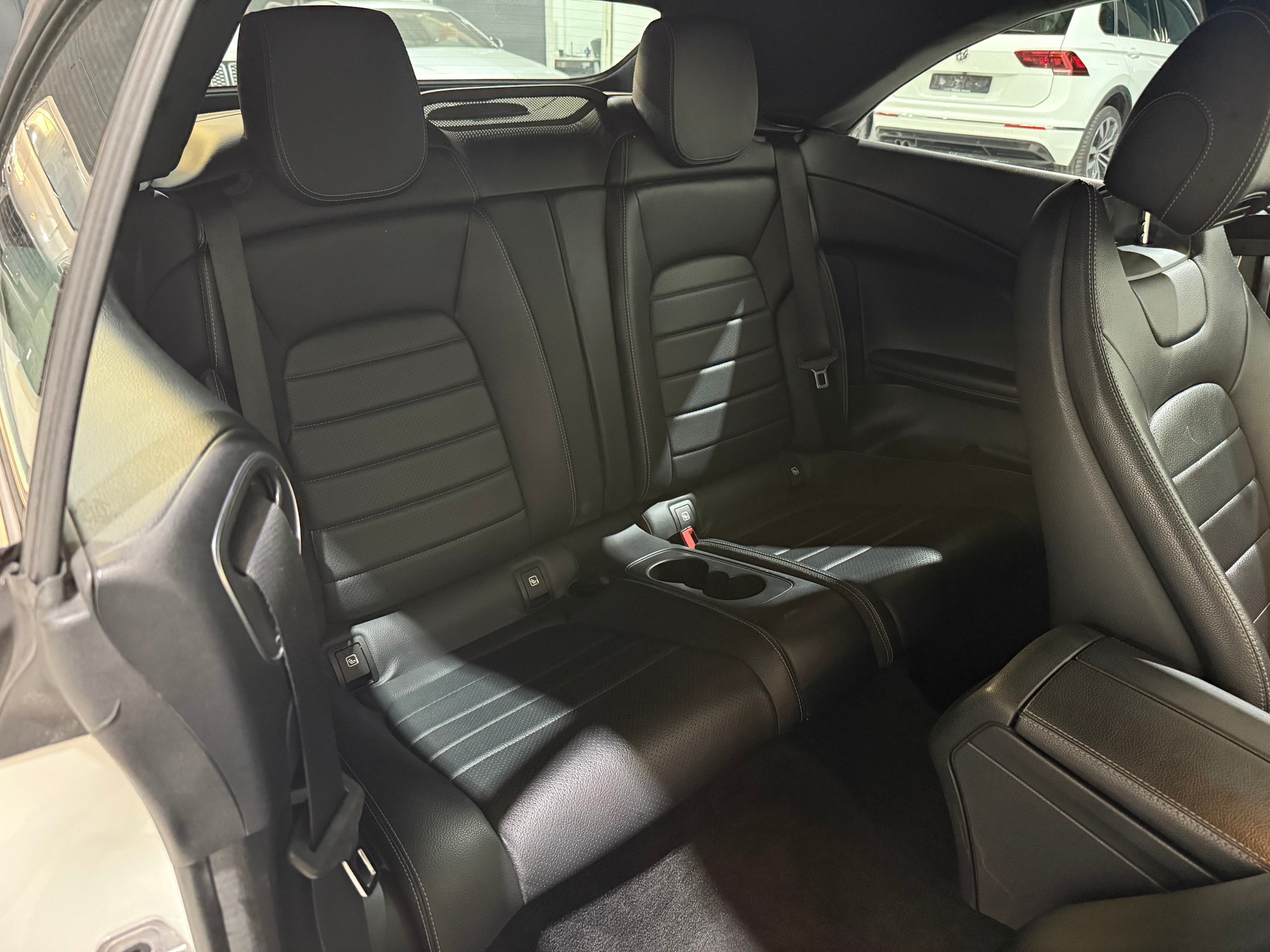 MERCEDES-BENZ C 180 Cabriolet 9G-Tronic-image-15
