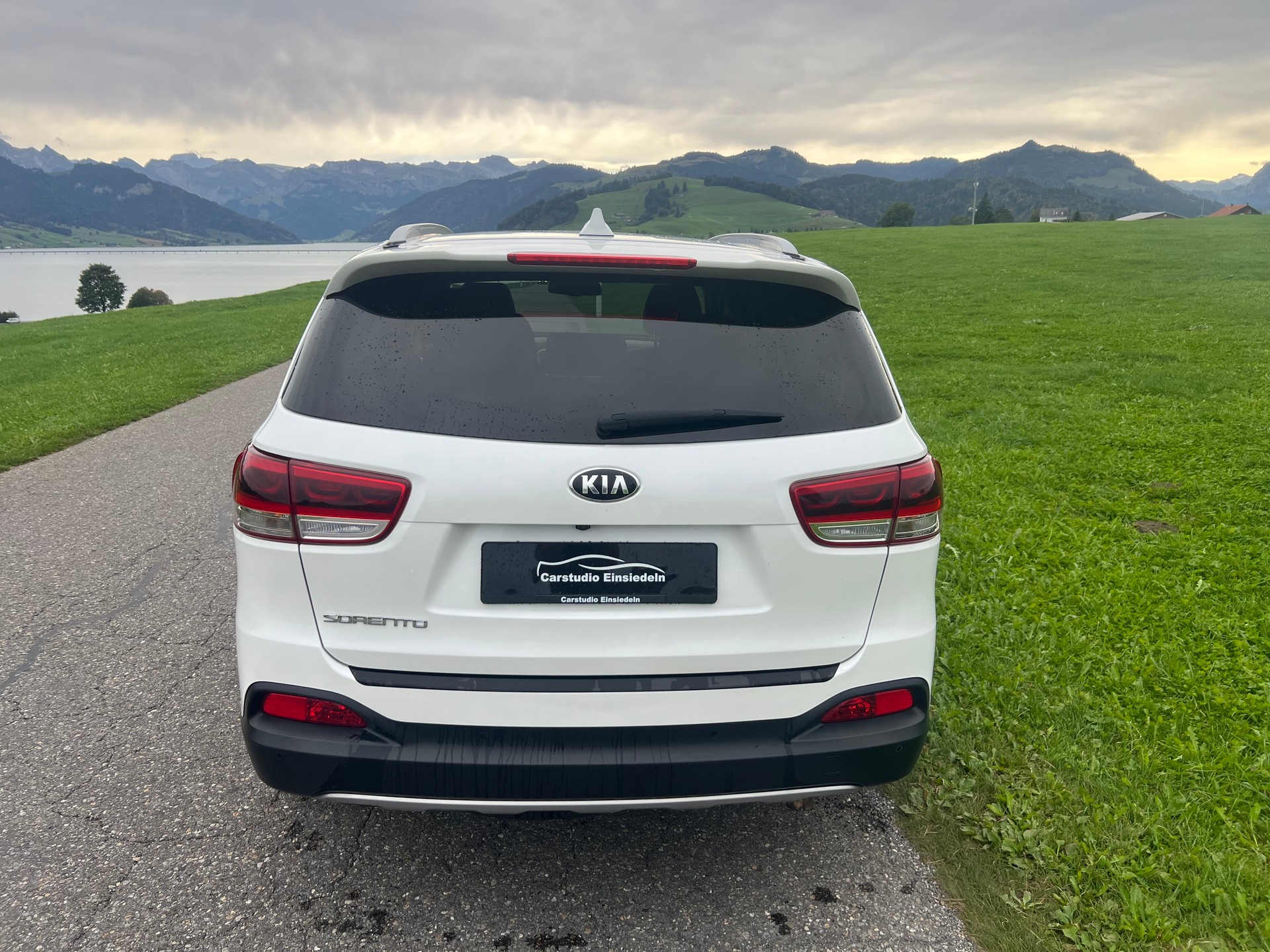 KIA Sorento 2.2 CRDI Style 7P. Automatic-image-4