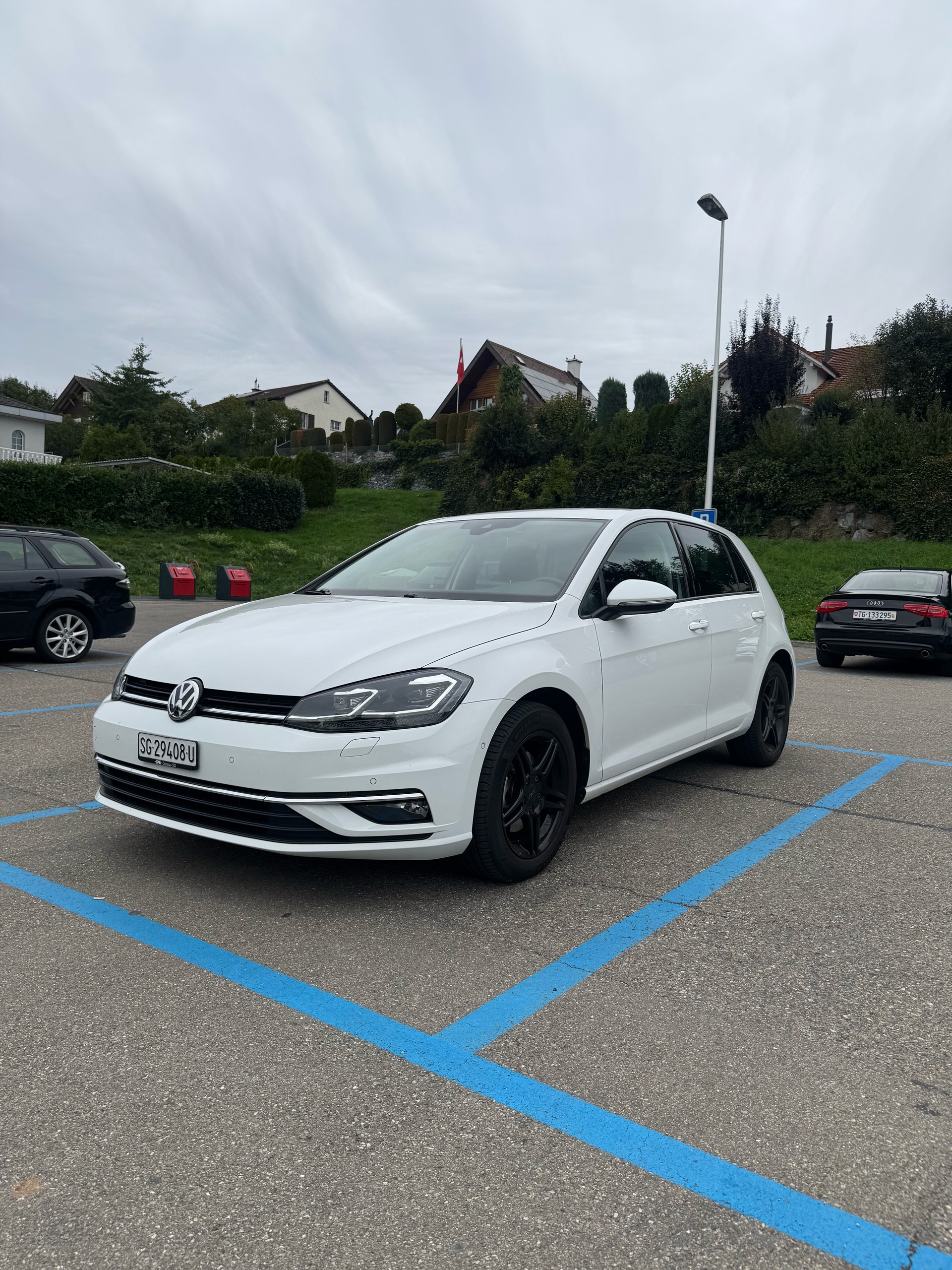 VW Golf 1.5 TSI EVO Edition 45 DSG-image-0