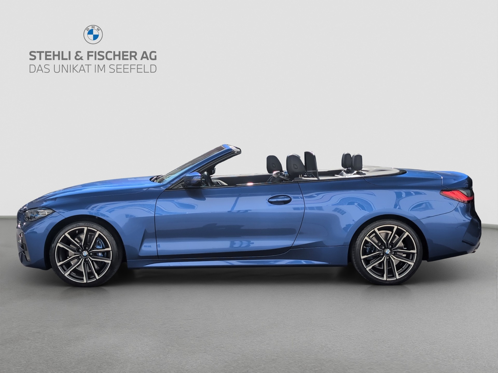 BMW M440i xDrive 48V Cabriolet Steptronic-image-3