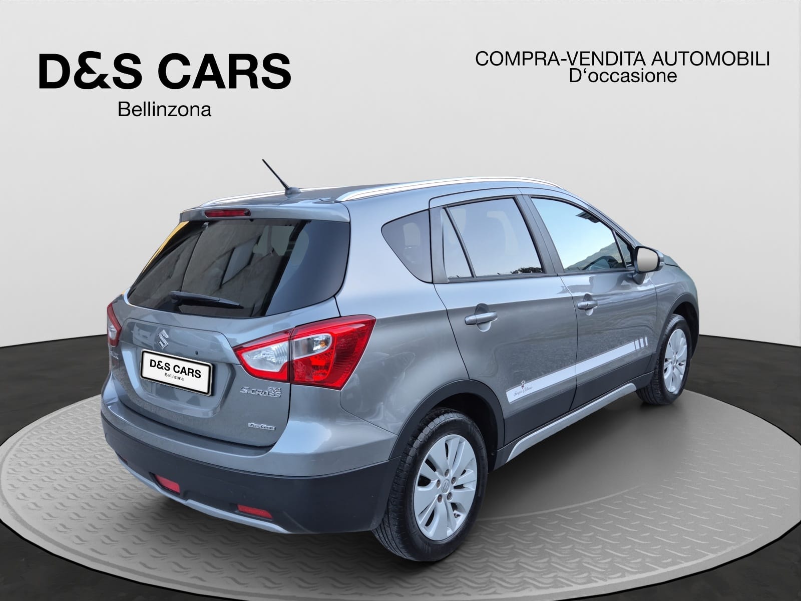 SUZUKI SX4 S-Cross 1.6 TD Compact+ 4WD-image-4