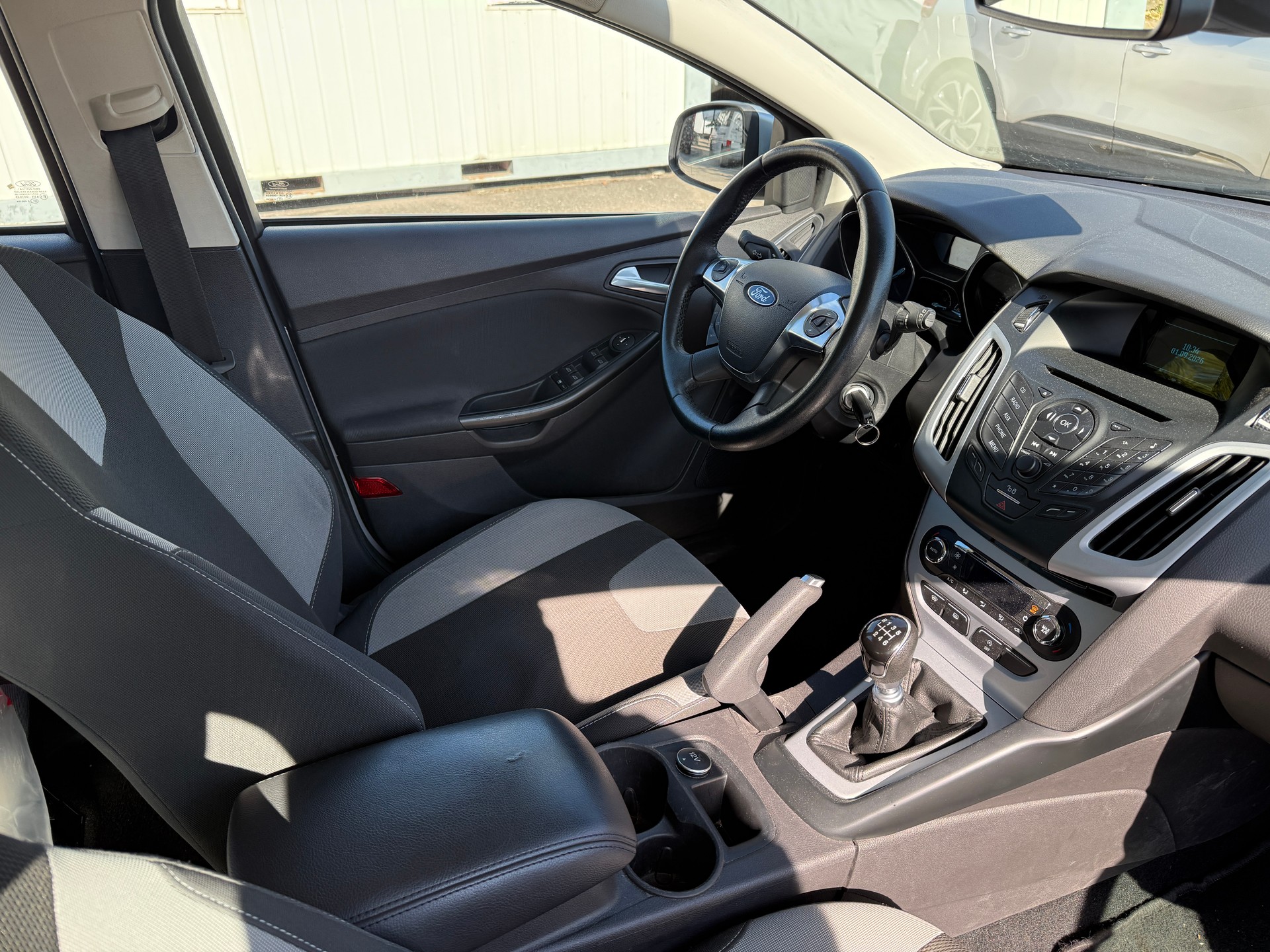 FORD Focus 1.0 SCTi Carving-image-9