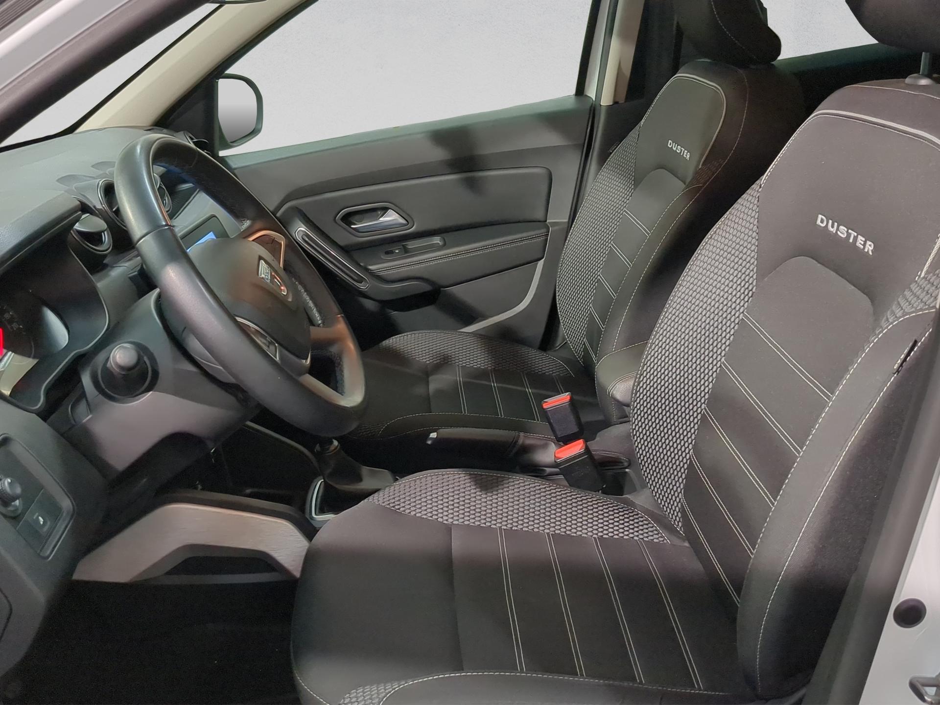 DACIA Duster TCe 130 Prestige 4x2-image-8