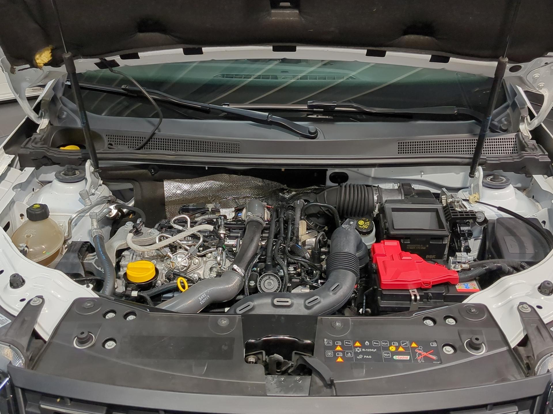 DACIA Duster TCe 130 Prestige 4x2-image-17