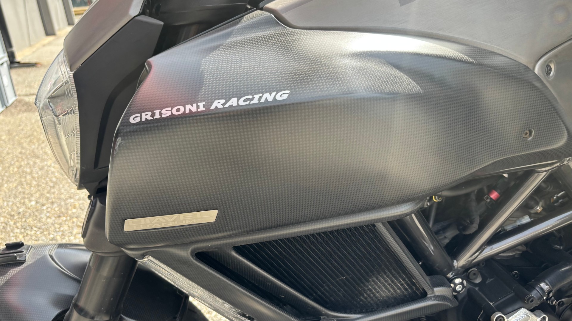 DUCATI Diavel 1200 Titanium-image-4