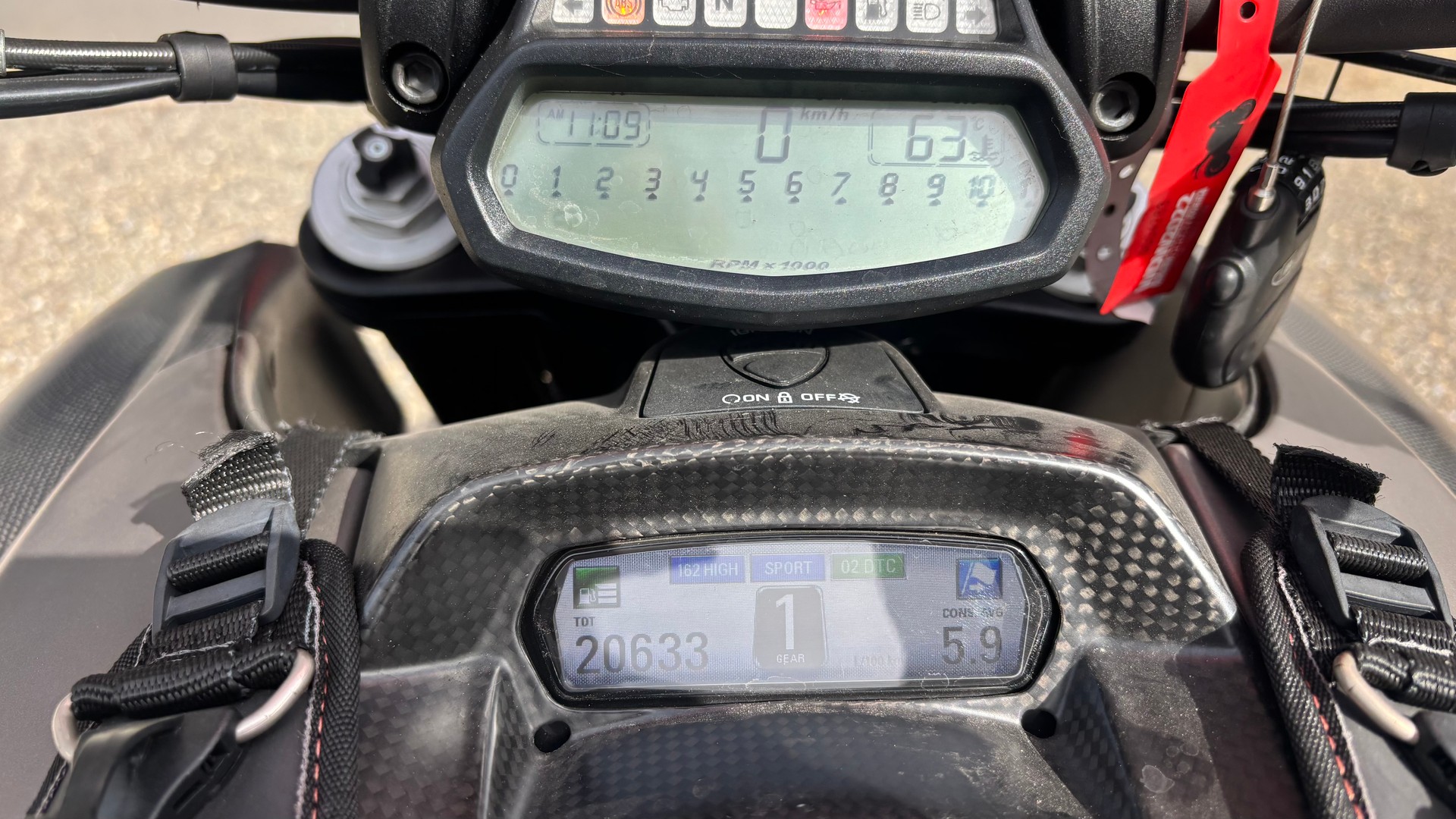 DUCATI Diavel 1200 Titanium-image-6