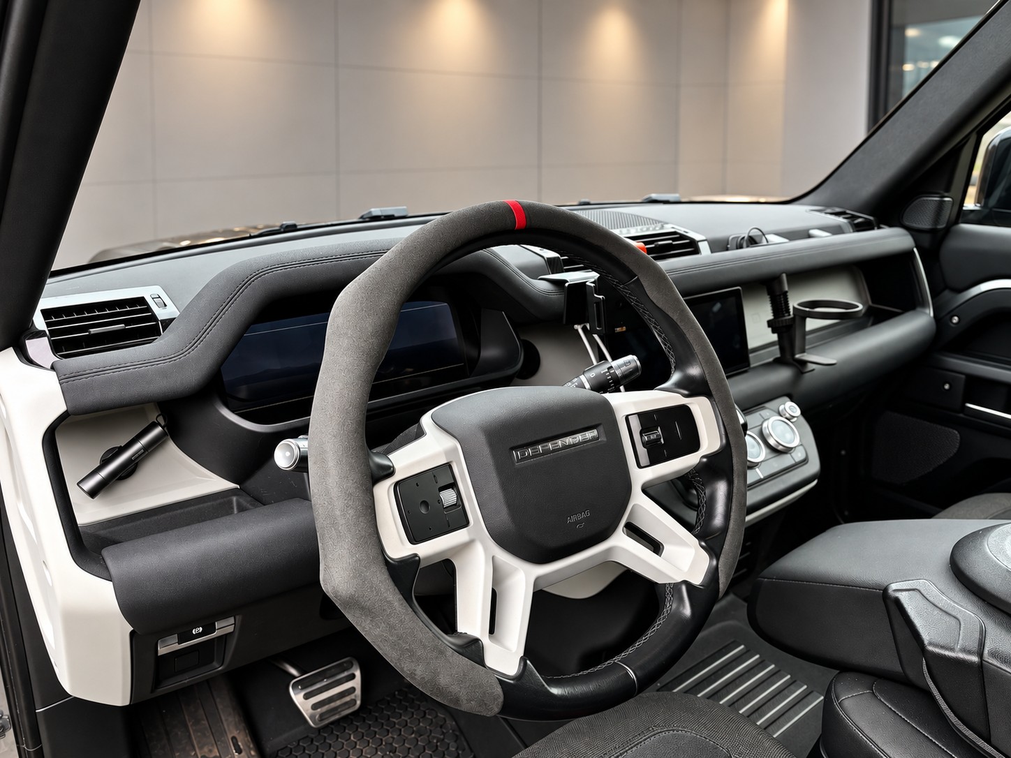 LAND ROVER 3.0 D I6 Dynamic S Hardtop-image-5