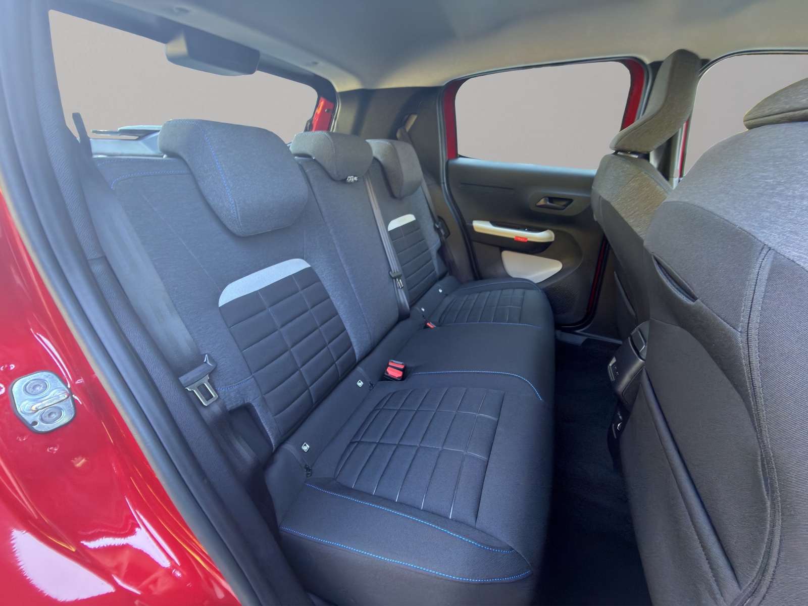 CITROEN Citroën C3 1.2 Hybrid Tonic+ / Sondermodell / aut.Klima / Navi / 8-Jahre We Care Garantie-image-9
