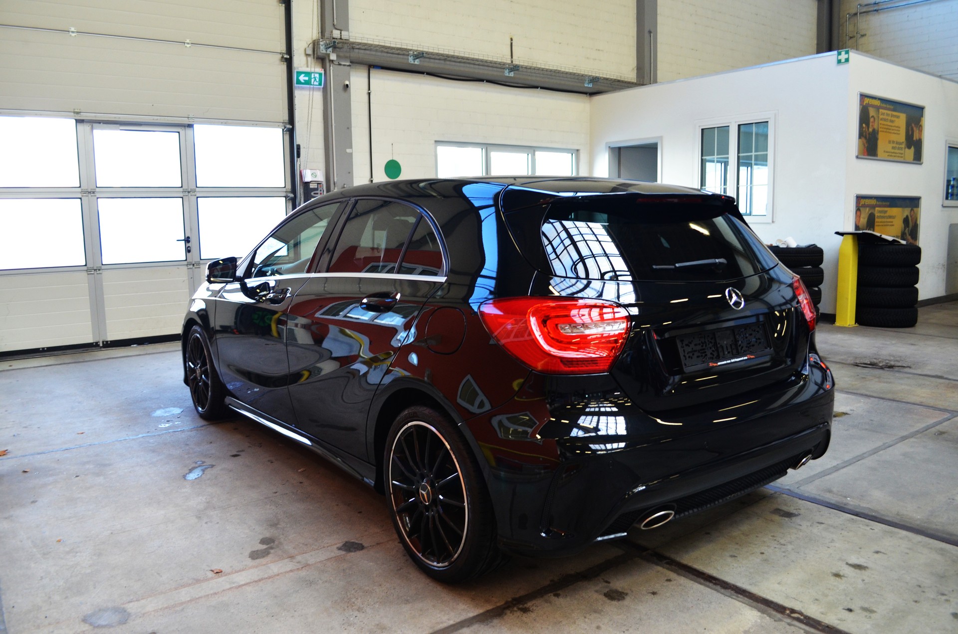 MERCEDES-BENZ A 200 CDI AMG Line-image-6